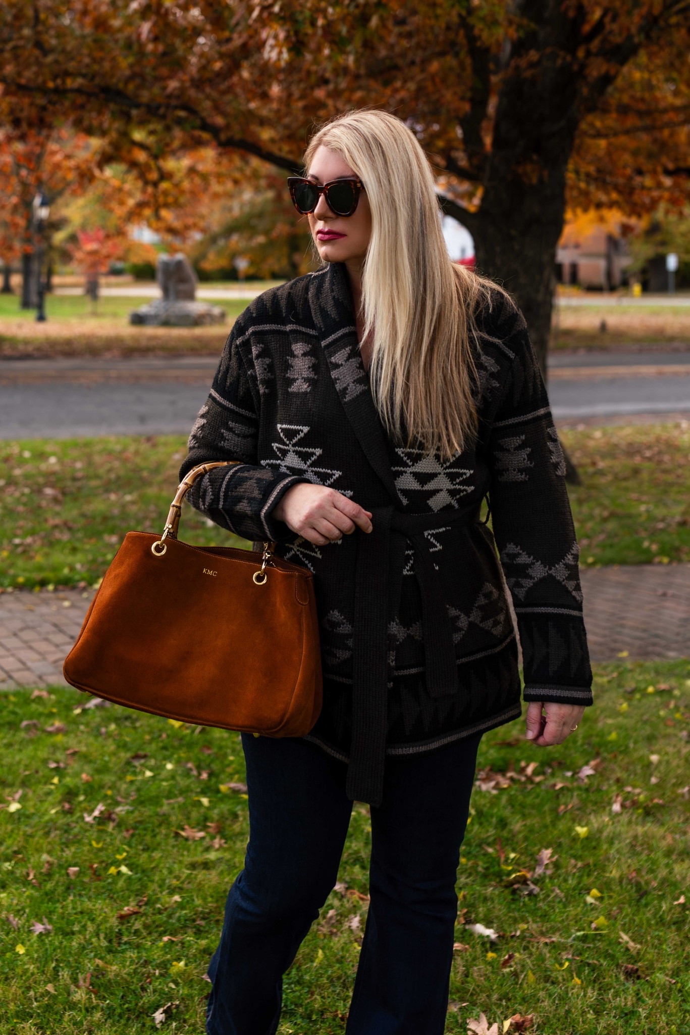 L🤎VE this wrap cardigan! Looks great with a pair of bootcut jeans 

#LTKOver40 #LTKSeasonal