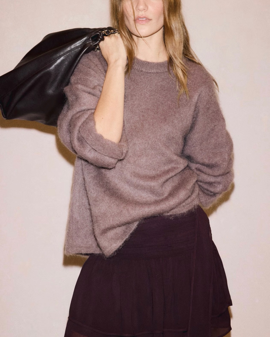 Taupe brown mohair sweater

#LTKSeasonal