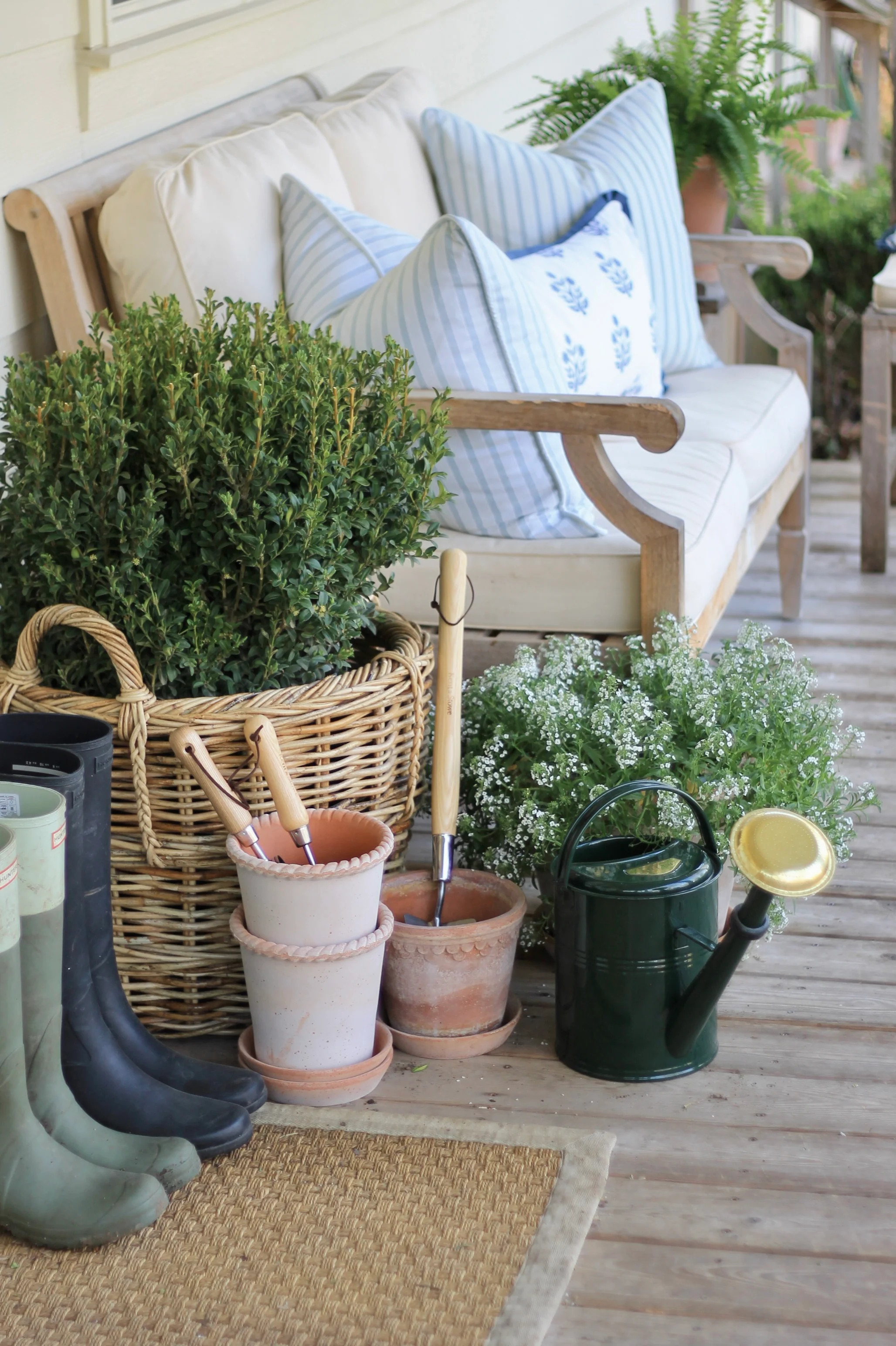 Large Watering Cans | Dark Moss Green 5 Liter | JSH Home Essentials