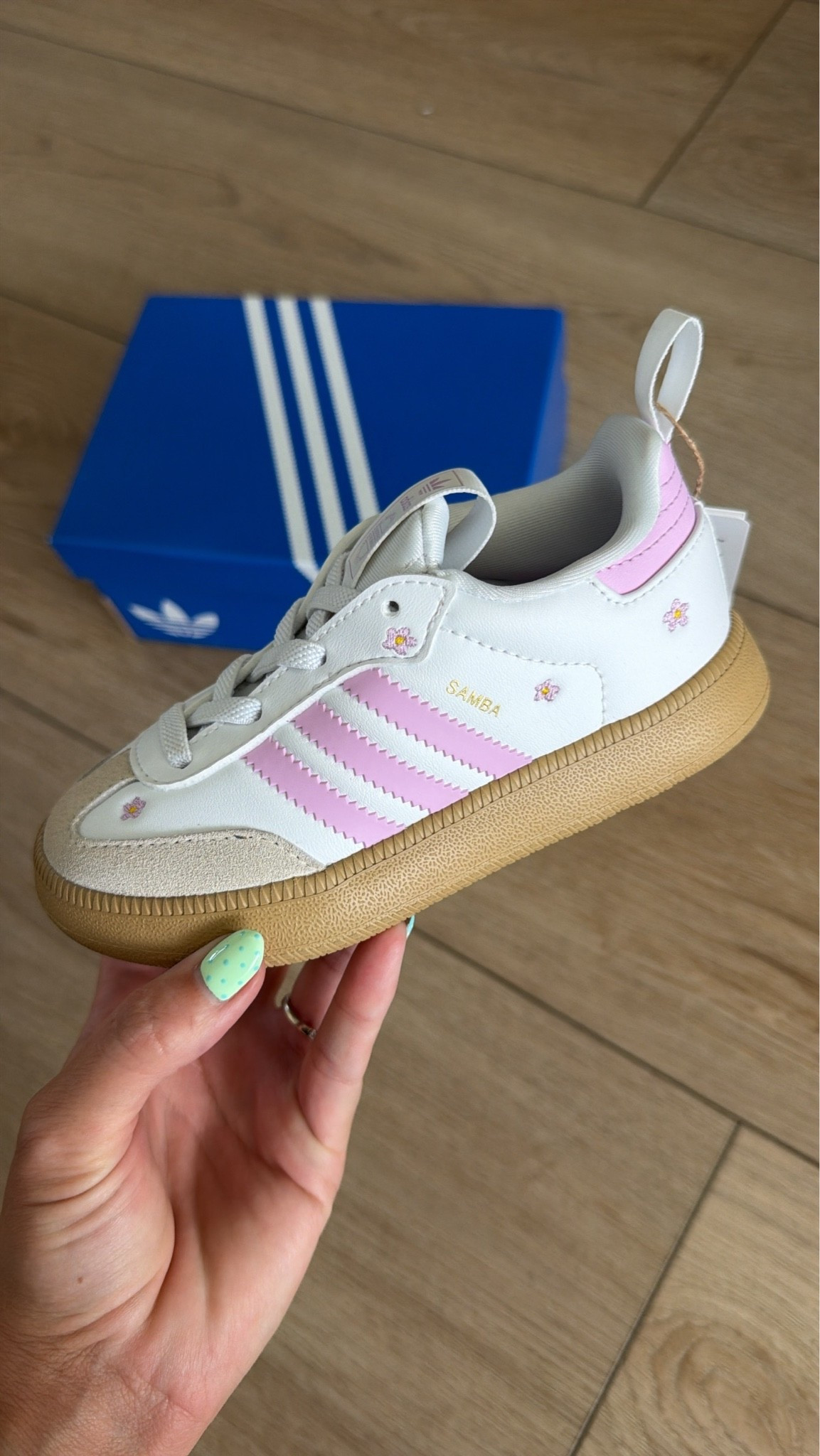 Little kids adidas on sale!! $36 with code

#LTKSaleAlert #LTKKids