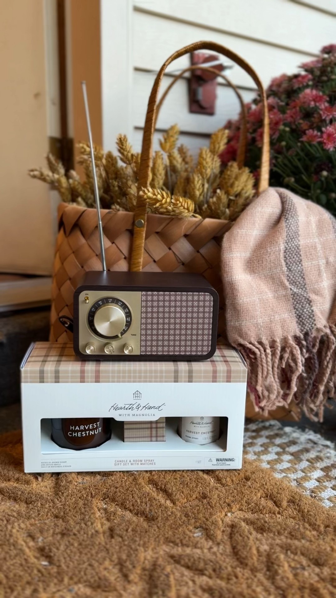 DO NOT go to Target unless you want to spend your money because this fall
Collection is way too good 😩 Here’s what I came home with!!