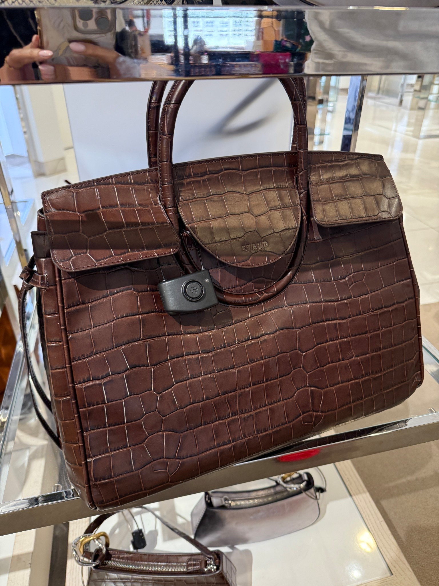 Suddenly I want a new work tote 😍 how cute is this Staud Maud Leather Carryall bag! They also have a mini size 😩

Nordstrom, work tote, leather croc, croc bag, tote bag, winter bag, classy, brown, top handle, office, workwear 

#LTKWorkwear