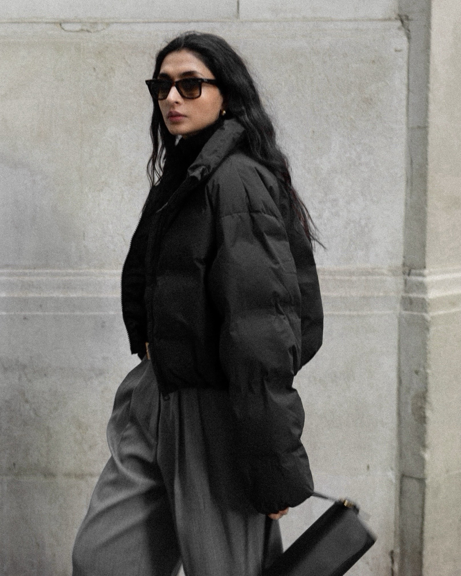 Staying snug🐛a cropped puffer is a great length to style with a tailored pair of trousers for a chic look



#LTKeurope #LTKstyletip #LTKfindsunder100