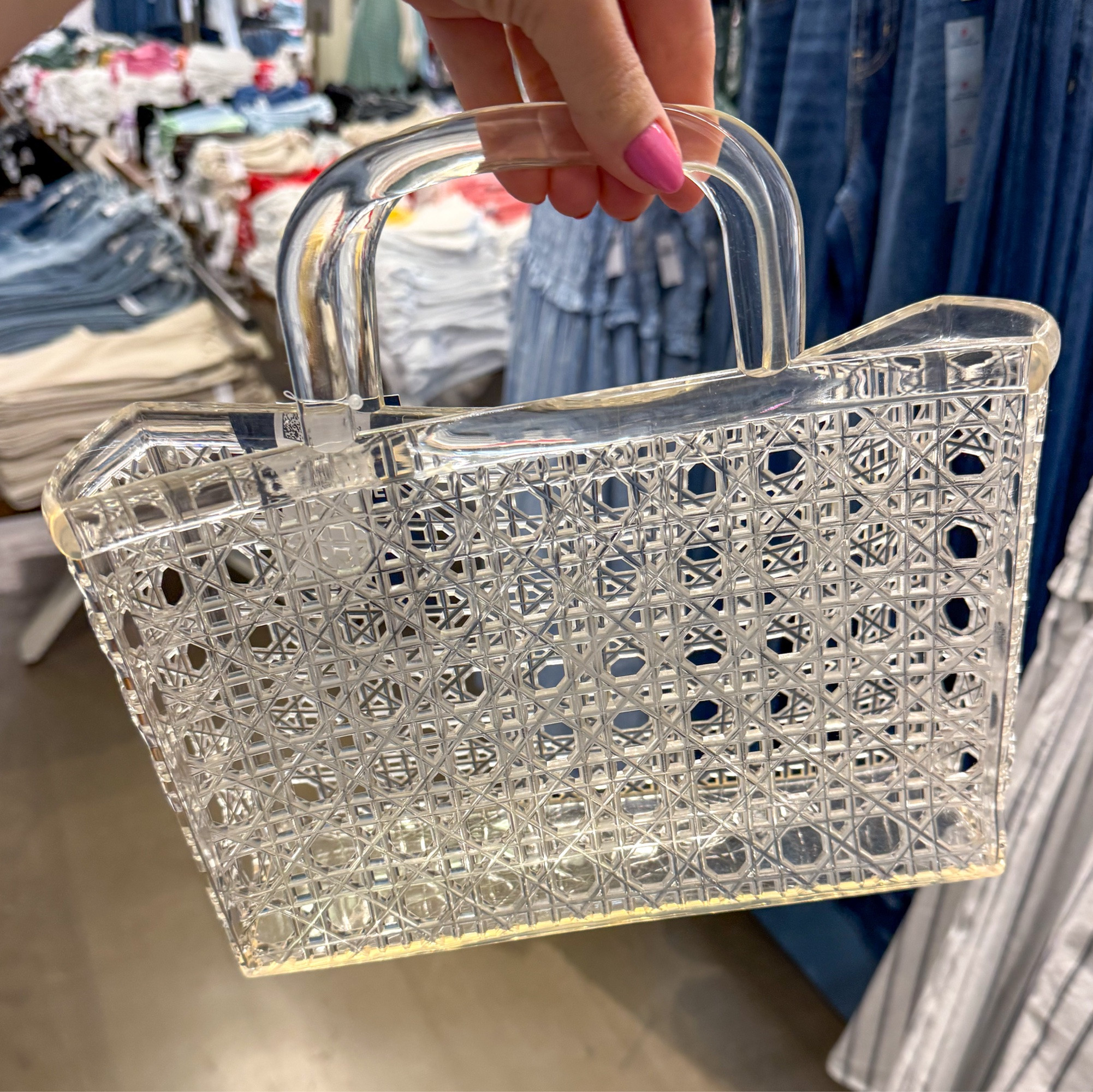 New mini jelly totes

#LTKgrwm #LTKdayinmylife #LTKSeasonal