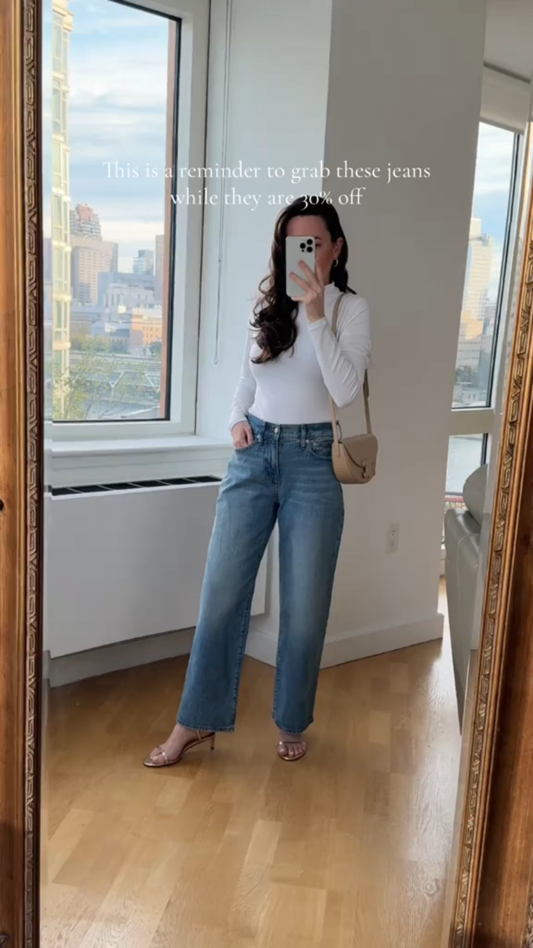Wide leg jeans 25 P
White top M

#LTKFallSale #LTKSeasonal