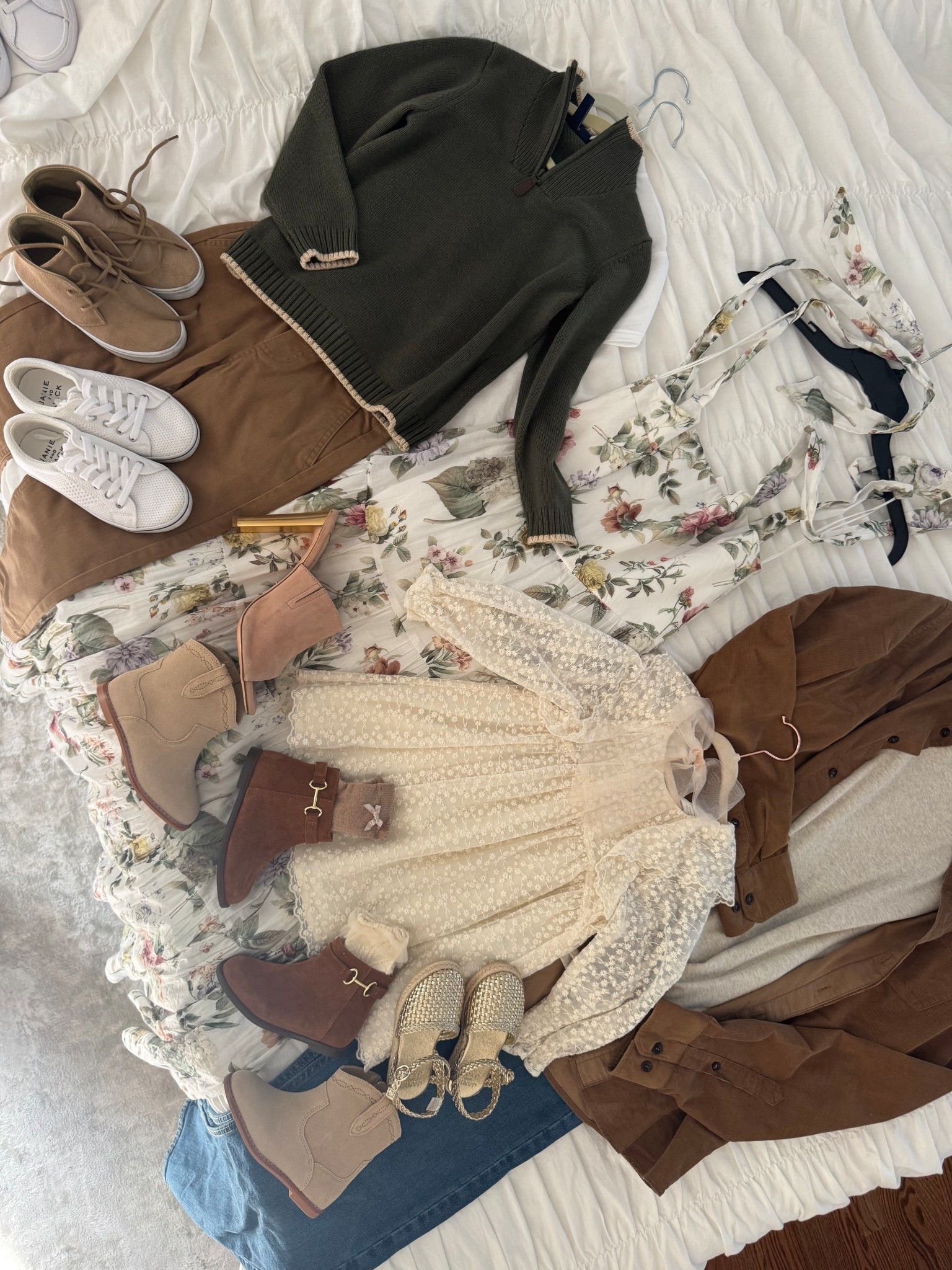 Sharing our outfits for our fall family photos this weekend! 🍁

Family photo outfits. Fall family photos. Fall outfits for toddlers. Family coordinating. Family pictures. Holiday photo outfits. 

#LTKFamily #LTKSeasonal #LTKStyleTip