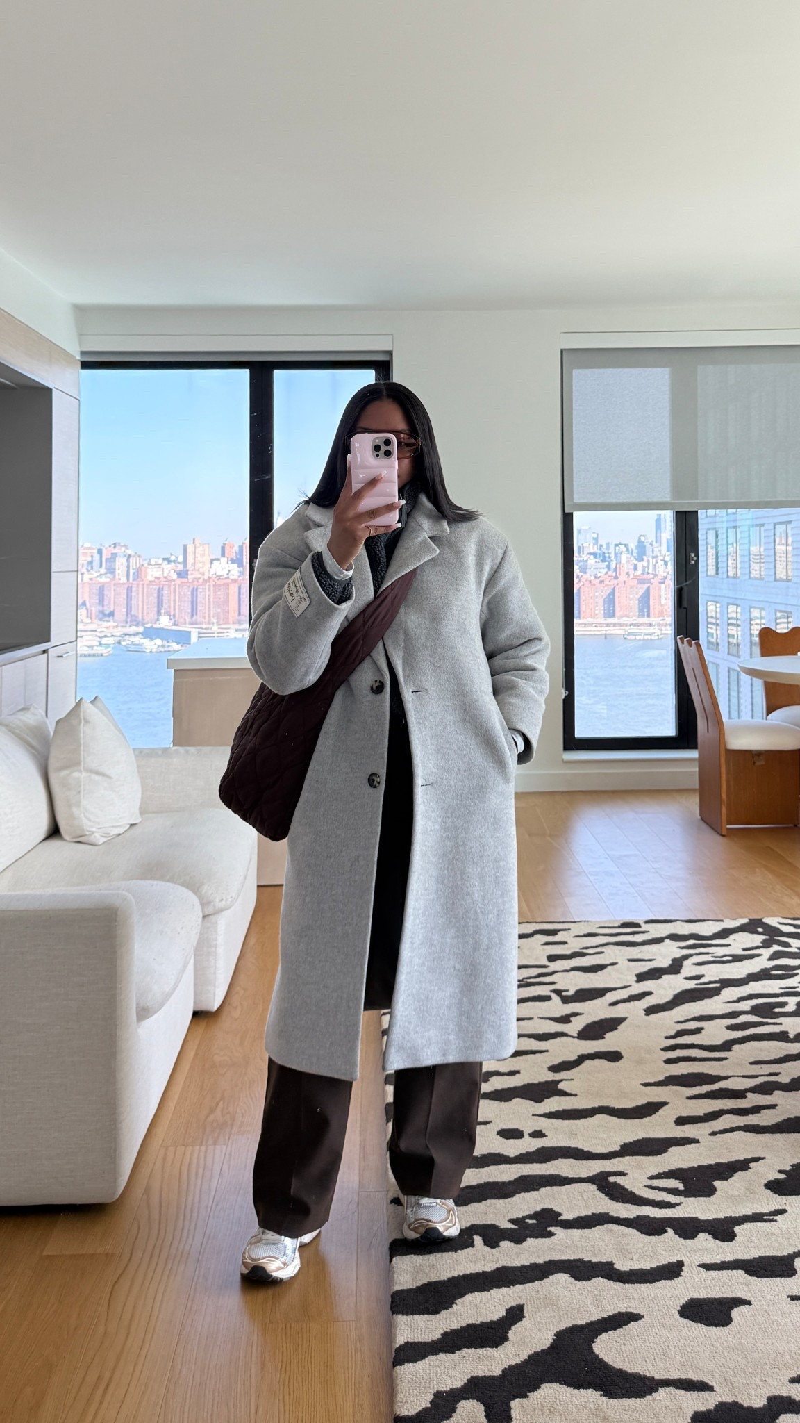 always spotted in my aritiza grey only coat 


#LTKStyleTip