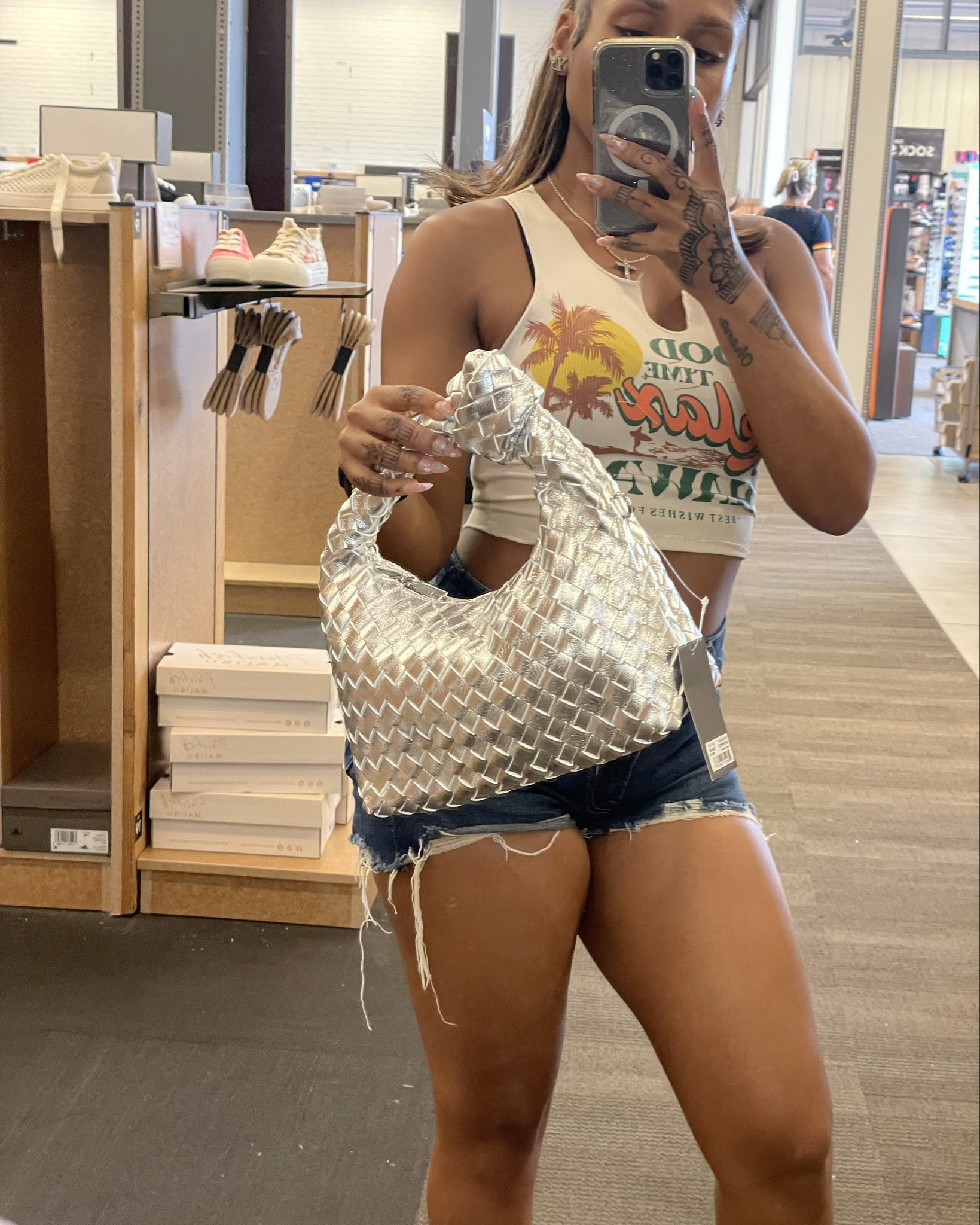 Loving these woven bags 


#LTKStyleTip #LTKItBag