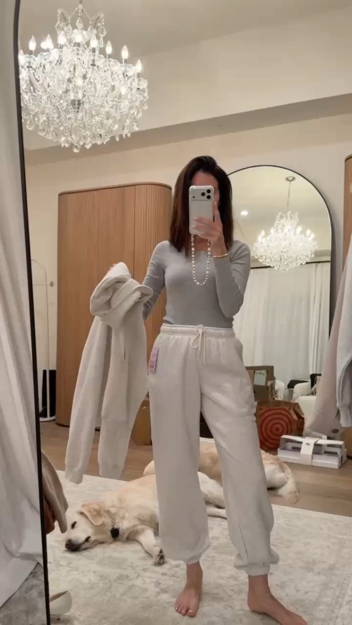 Just picked up this super cozy matching set! I’m just shy of 5-7” wearing the size small joggers and small sweatshirt #stylinbyaylin #aylin @Target 

#LTKgrwm #LTKootd #LTKSeasonal