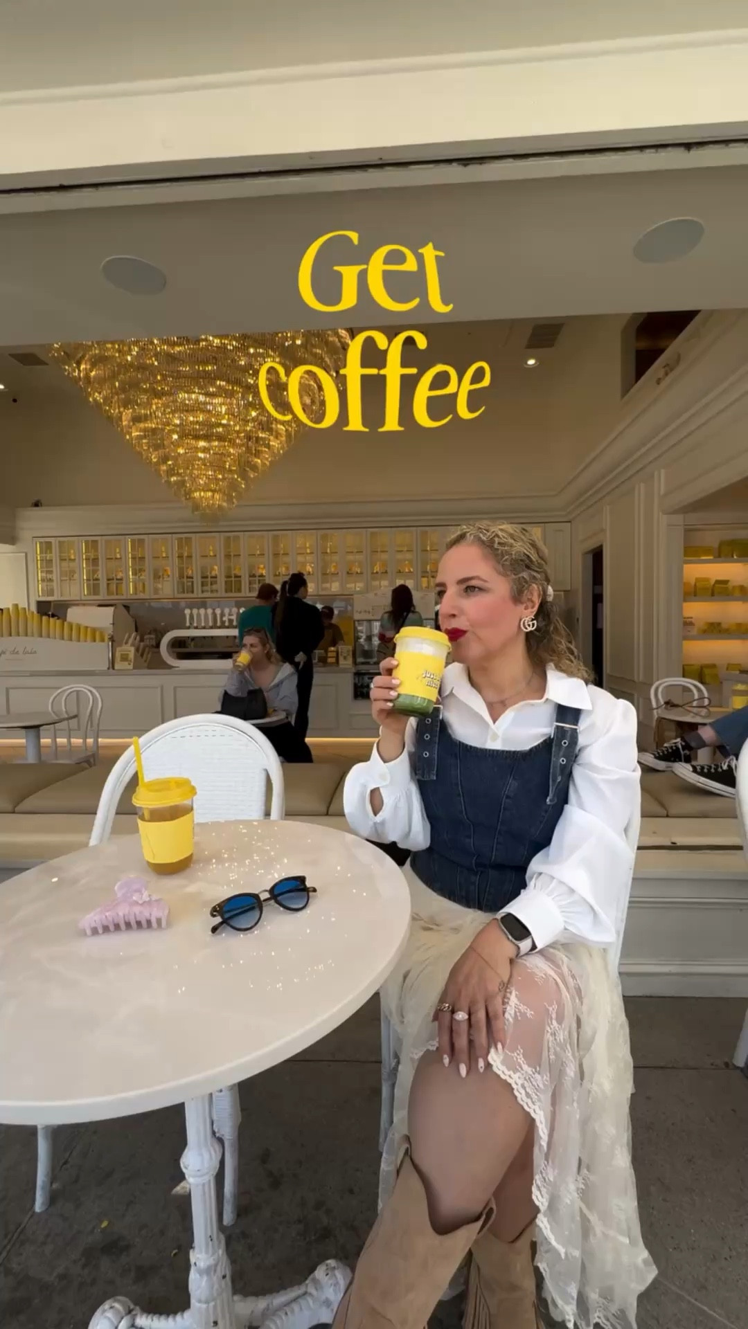 Motto for spring ✨

Get coffee, stay pretty in effortless chic outfits for spring, handle your business and f*ck the haters!!!!! 

Comment SPRING for outfit ideas https://liketk.it/5BXb4
