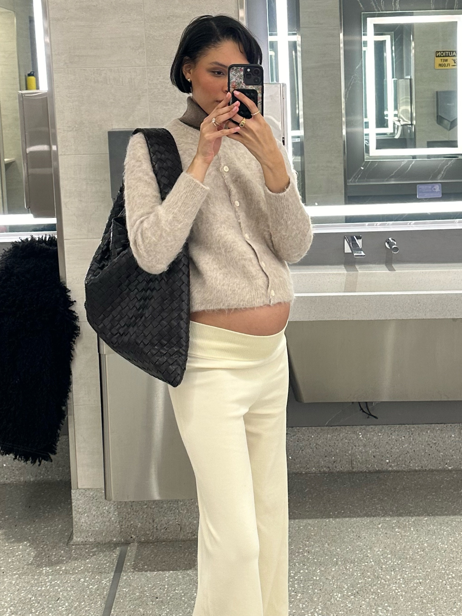 Airport outfit 

#LTKstyletip #LTKSeasonal