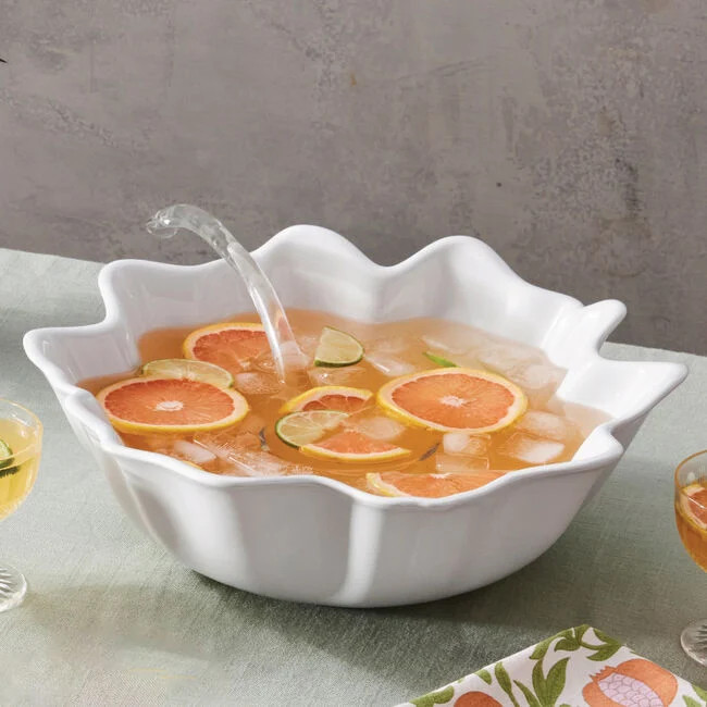 Iris Collection Serving Bowl | Le Creuset