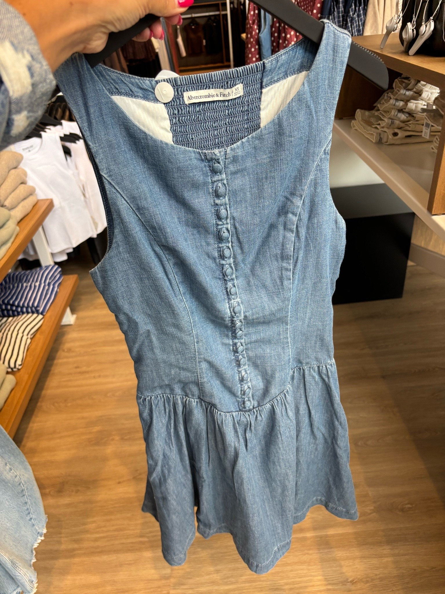 Button up denim dress

#LTKootd #LTKSeasonal #LTKgrwm
