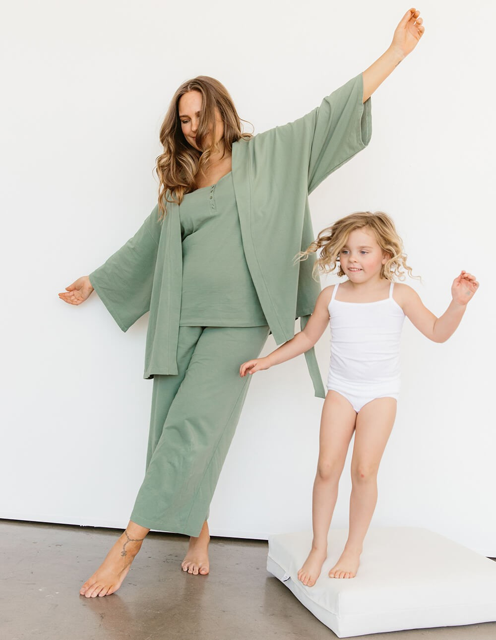 3-Piece Lounge Set | Storq Inc