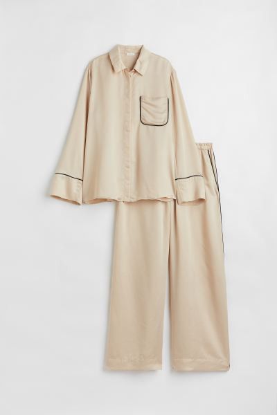 Satin pyjamas | H&M (UK, MY, IN, SG, PH, TW, HK)