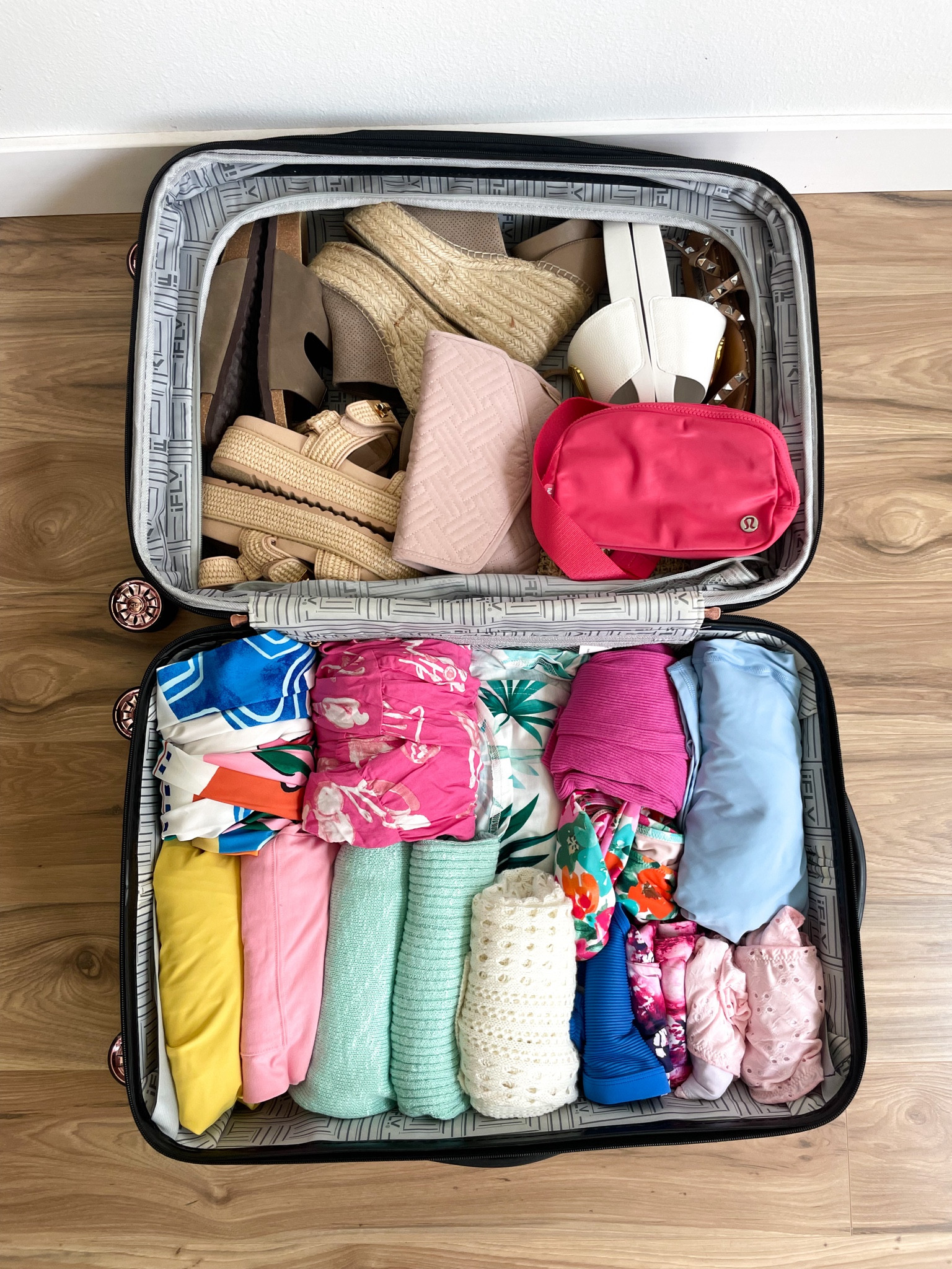 What I’m packing in my suitcase for Florida 

#LTKFindsUnder100 #LTKSwim #LTKSeasonal