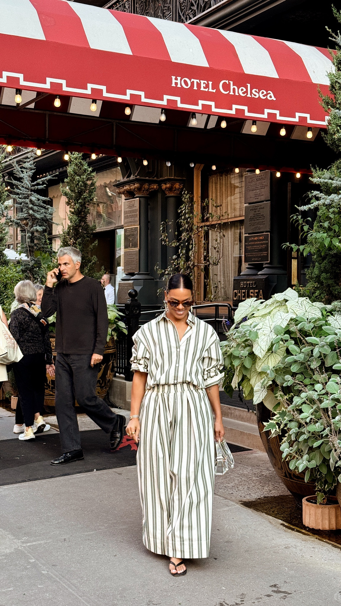 NYFW outfit details: green striped matching set, metallic handbag, kitten heels, and tortoise sunglasses! 


#LTKStyleTip #LTKOver40 #LTKNYFW
