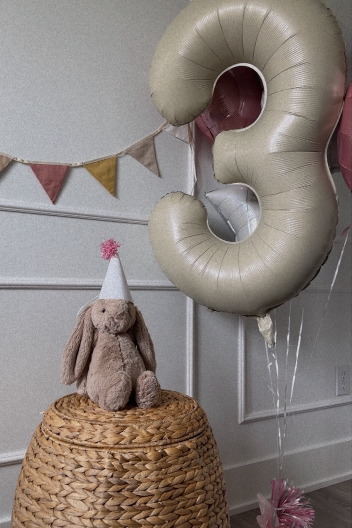 Kids birthday party | party decor | birthday balloons | jellycat

#LTKParties #LTKxNSale #LTKKids