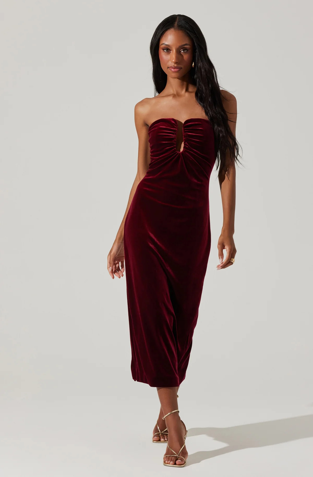 Arista Sweetheart Velvet Midi Dress | ASTR The Label (US)