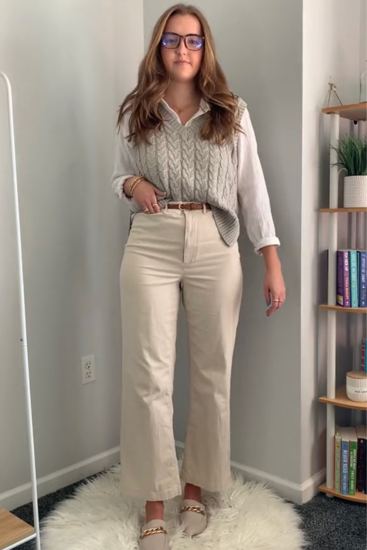 Size 8 in pants, large in top

#LTKunder50 #LTKfit #LTKstyletip