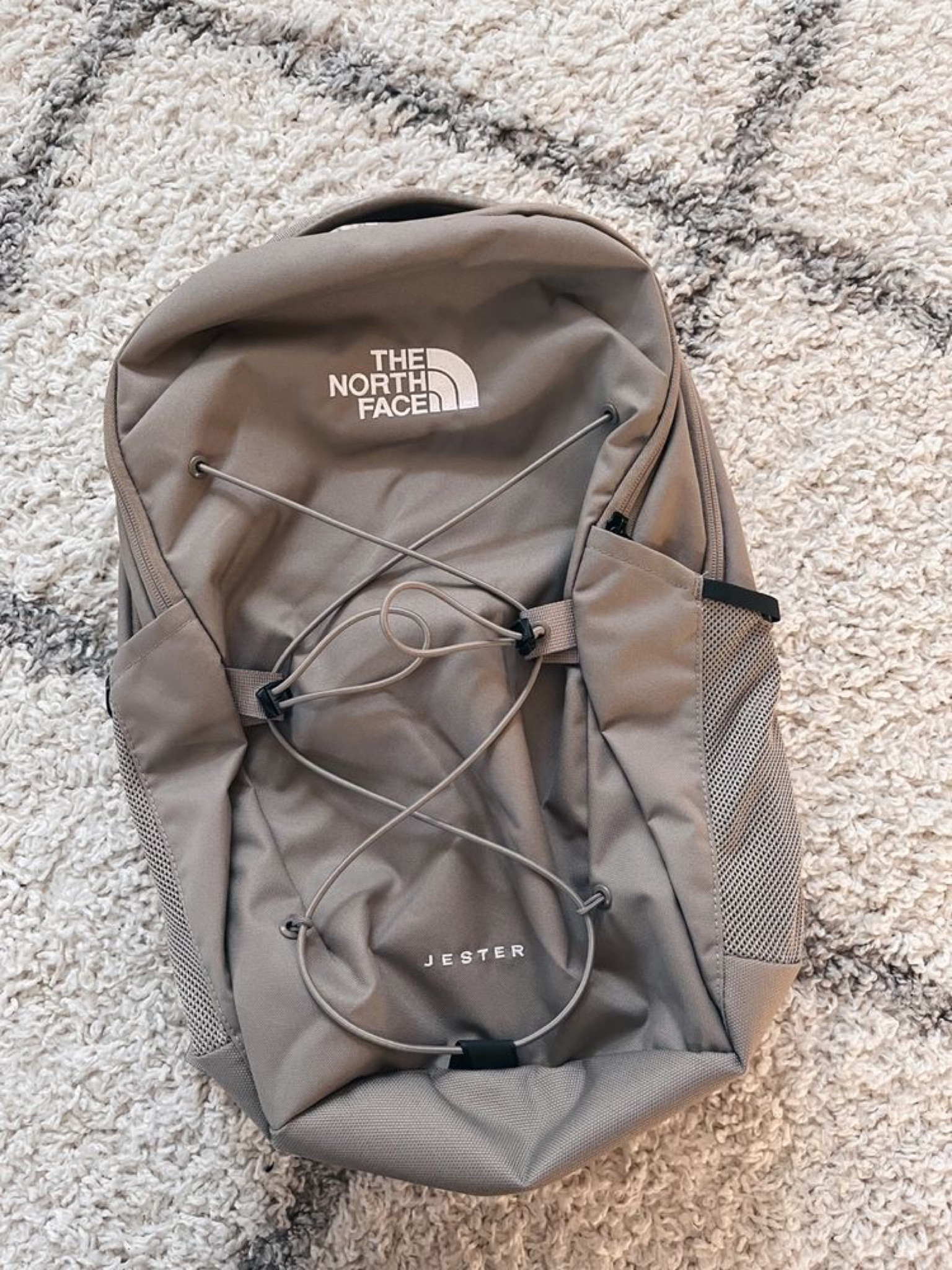 Tnf jester hotsell backpack review