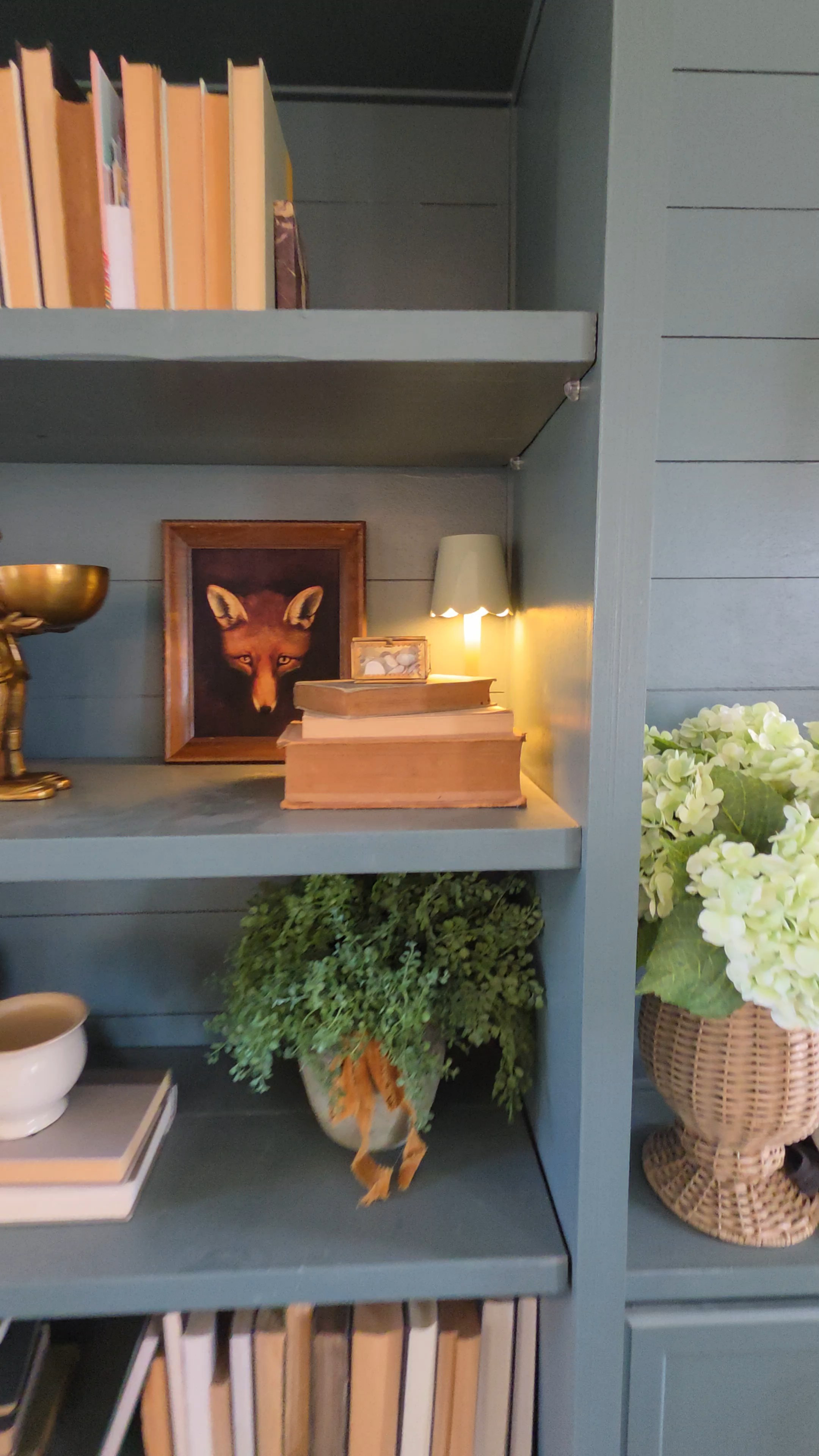 Another super cute rechargeable lamp from Addison Ross. Love this color!

#LTKSeasonal #LTKHome #LTKmomlife