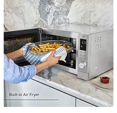 Looking for an appliance that can do it all? I’m ordering this for my kitchen renovation as it will make my life so much easier!! it is a microwave, convection oven, as well as an air fryer!


#Microwave #Kitchen #HolidayCooking #FamilyTime #AirFryer

#LTKHoliday #LTKhome #LTKsalealert