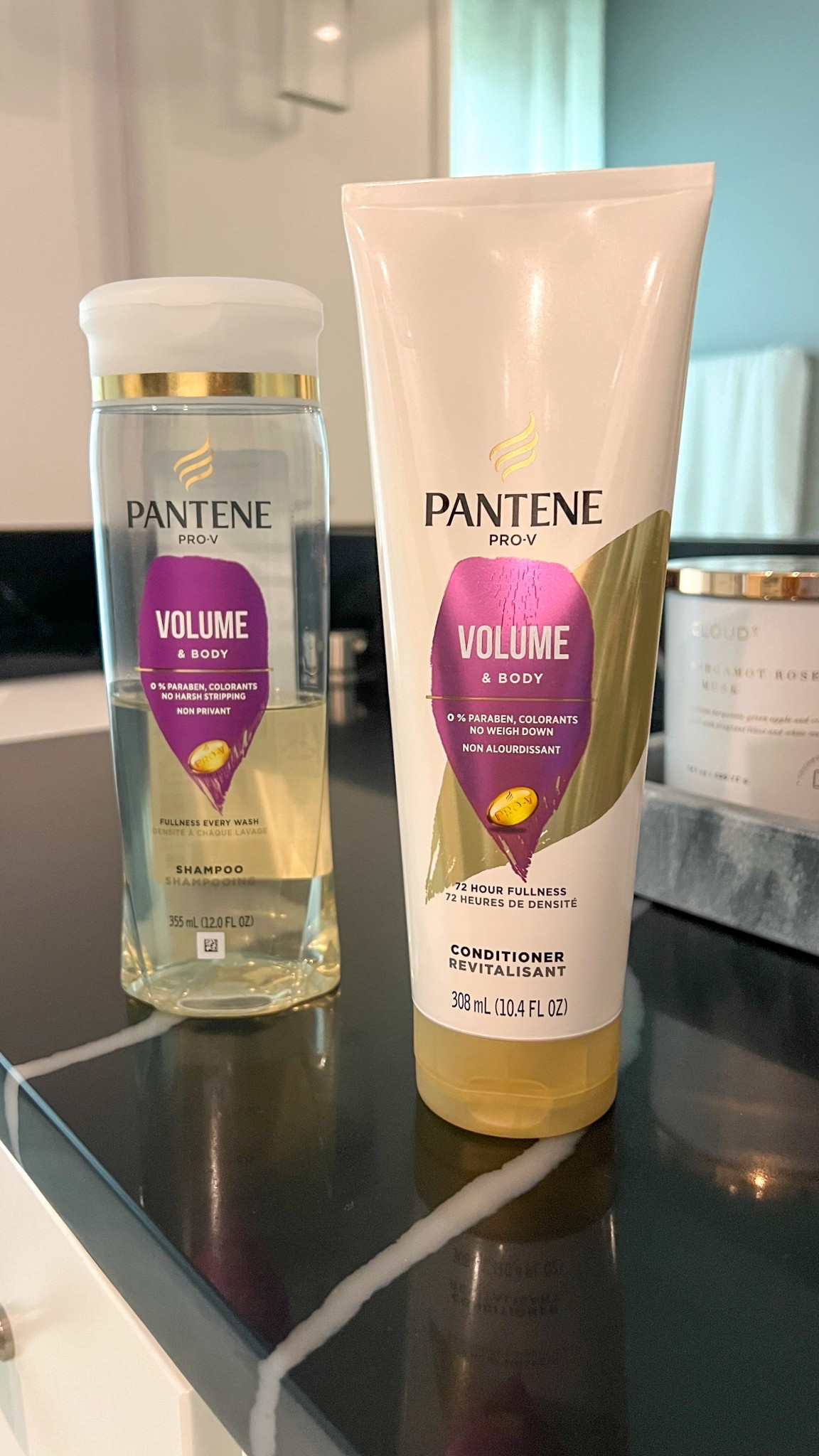 the way this shampoo has does wonders to my hair is something I put into word. I know many people think Pantene shampoo sheds your hair but I swear this formula must be different cause I’ve been using it for over 5 months and it’s been REAL GOOD to my hair and scalp! 
#hairgoals 