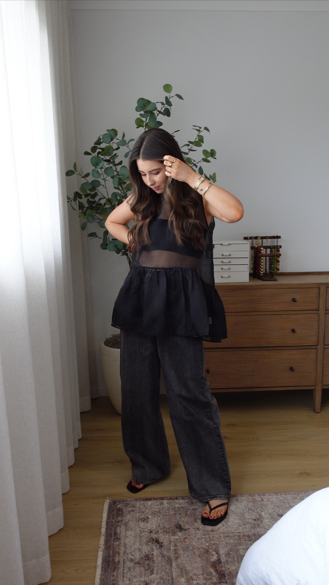Dissh knows their way around an elevated basic. 

I’m wearing a size 8 in the top and 10 in the jeans  

#LTKautumn #LTKaustralia