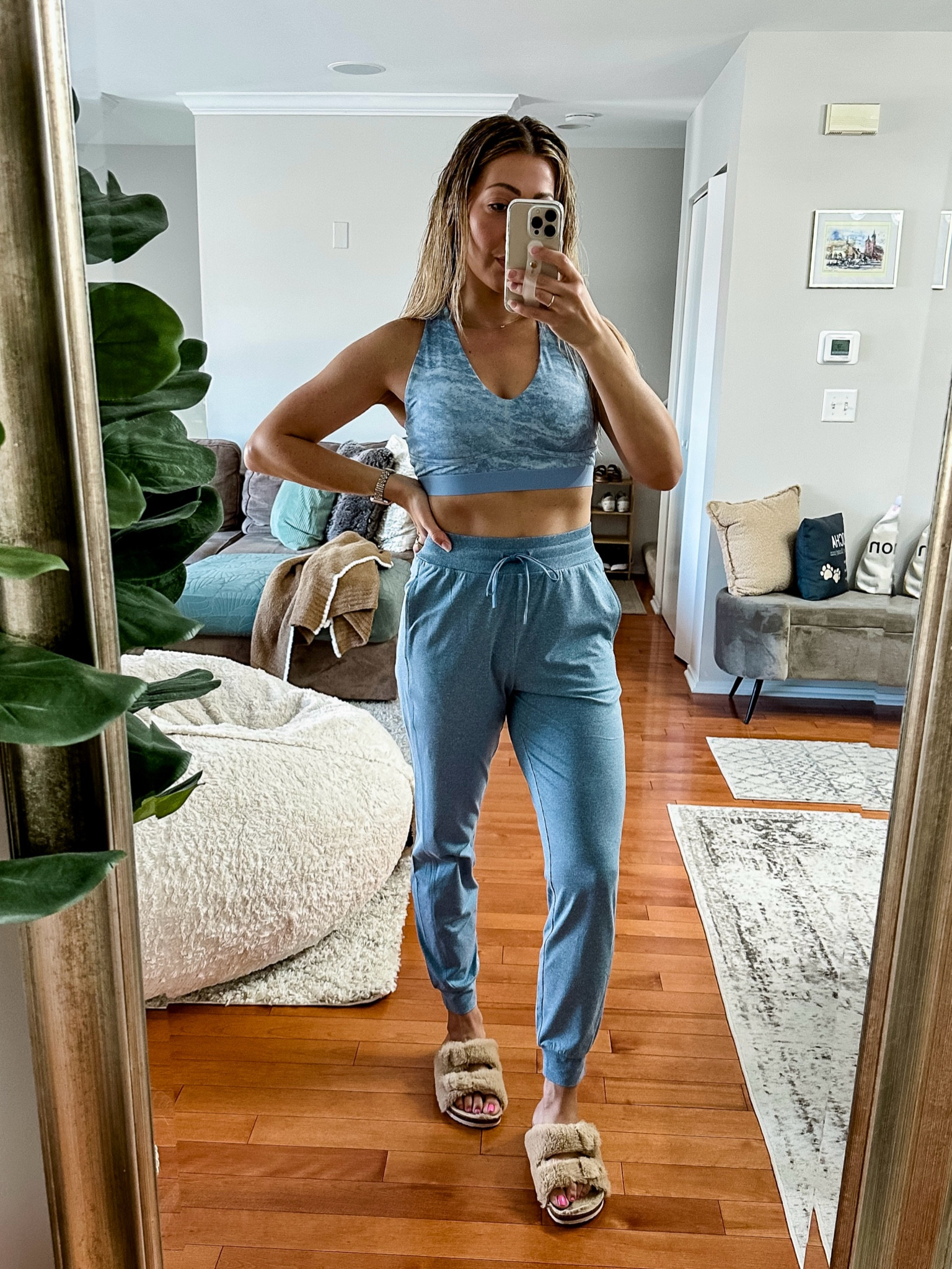 The softest sweats you’ll ever own! 

#LTKActive #LTKFindsUnder50 #LTKFitness