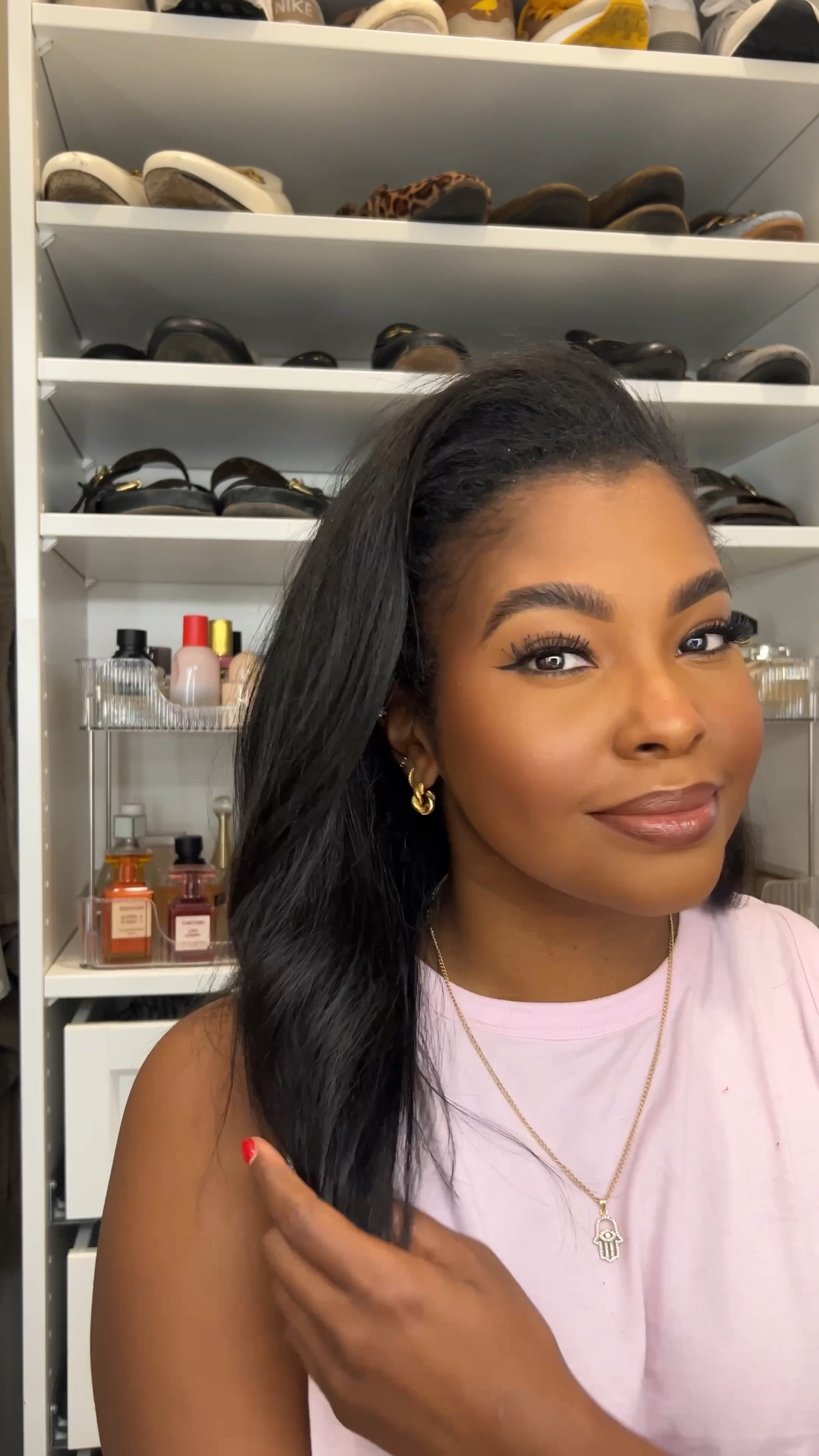 pretty in pink makeup look 


#LTKmidsize #LTKbeauty