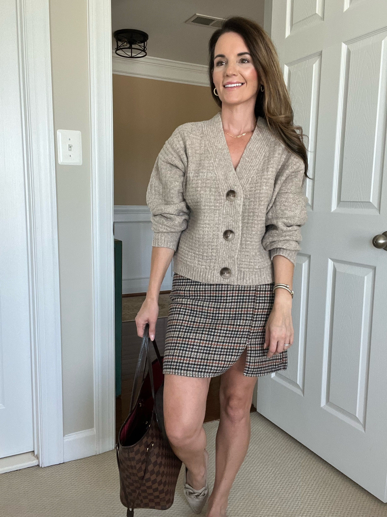 Plaid skirt size xs petite 
Cardigan size s
Fall style / workwear / skirts 

#LTKunder50 #LTKstyletip