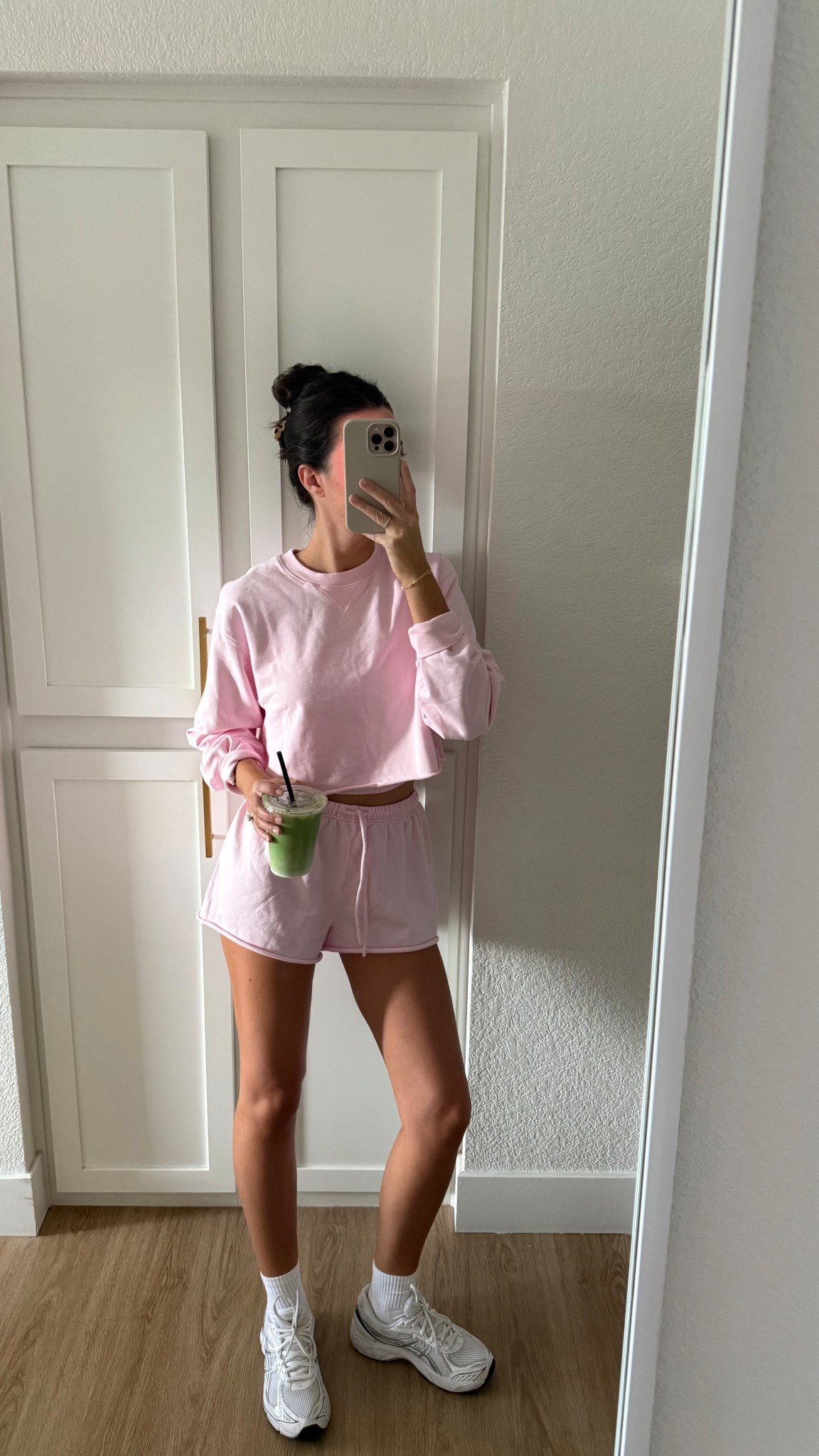 Happy June!!! I’m 5’7” wearing a size small in this matching set! 💗

#LTKSummerEdit #LTKSeasonal #LTKStyleTip