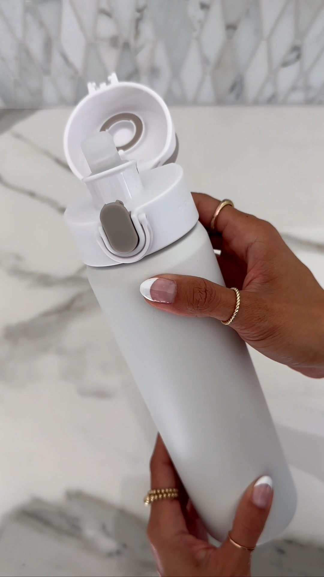 Scroll to shop!! Follow for more!!! Xo! ✨

#LTKGiftGuide #LTKFindsUnder50 #LTKSeasonal