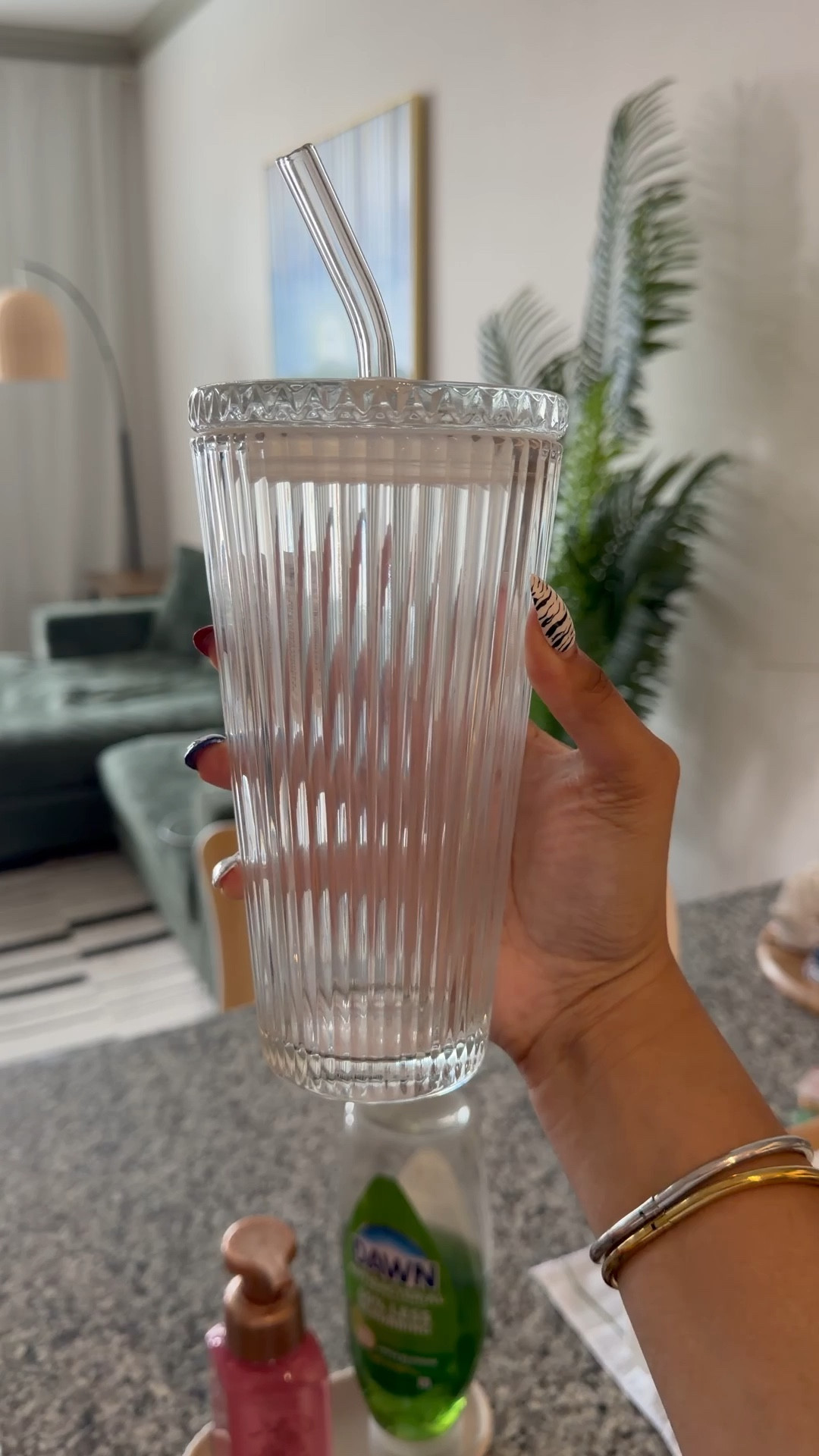 Perfect glass tumbler for your morning iced coffee! 

#LTKfoodie #LTKHome #LTKmorningroutine