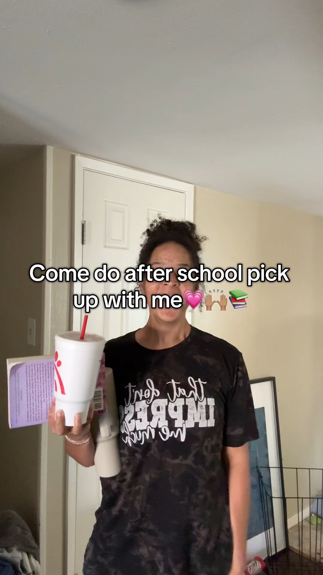 After school pick up with a good back isn’t too bad!  Except for my A/C trying to go out but other than that it’s chefs kiss!  #simplymadisynn #dayinthelife #momlife #books #kennedyryan 

#LTKTravel #LTKHome #LTKFindsUnder50