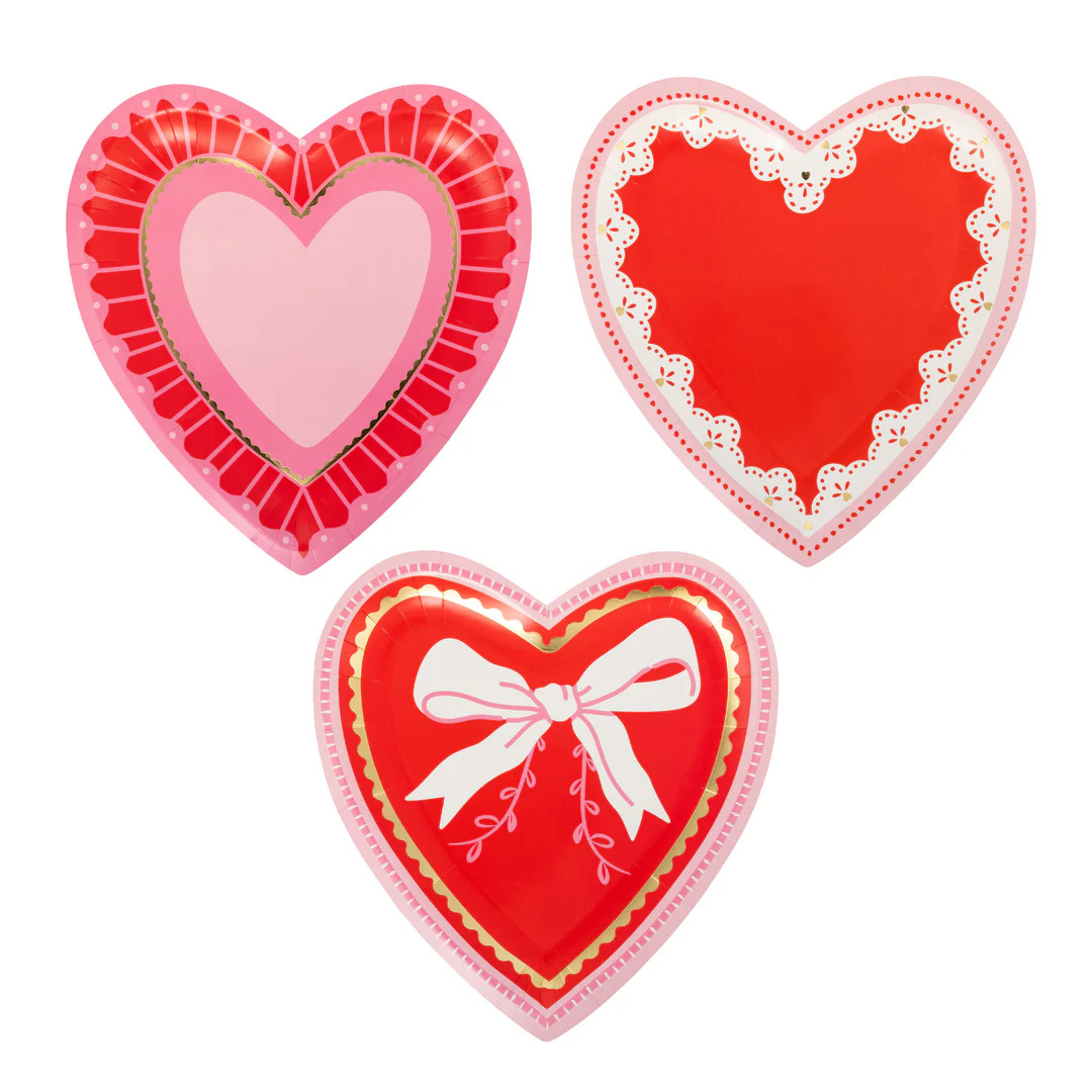 Vintage Heart Shaped Plate Set | My Mind's Eye