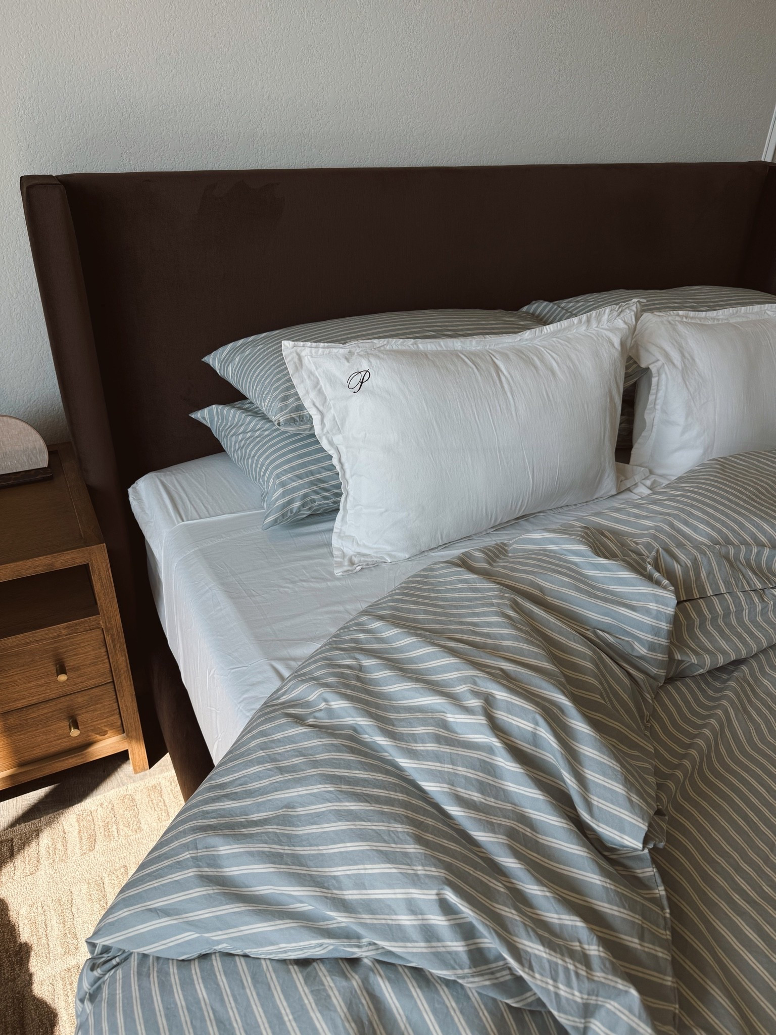 Brown and blue combo for the bed this week 🤎💙

#LTKmorningroutine #LTKmomlife #LTKHome