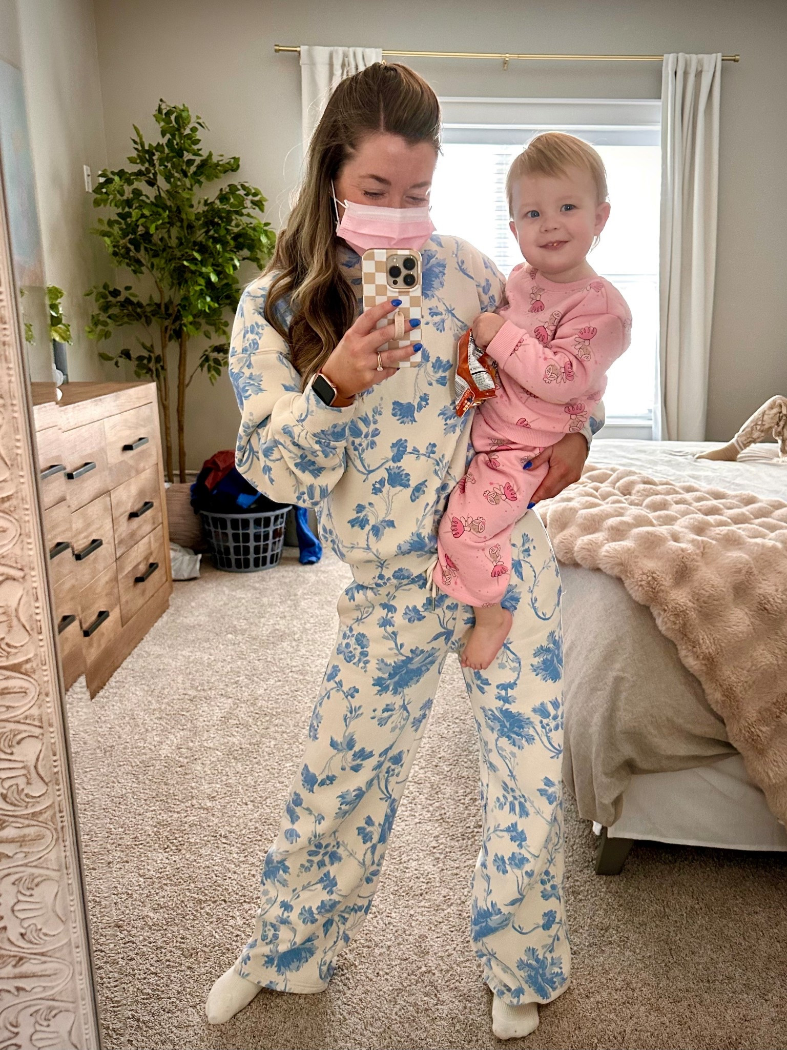 Another day stuck at home, another sweat set! Our girl woke up fever-free today, so hopefully she will be 100% tomorrow!

I’m wearing XS petite in pants and XS in top.

Ellington’s set is from Walmart & so affordable!



#LTKdayinmylife #LTKKids #LTKmomlife