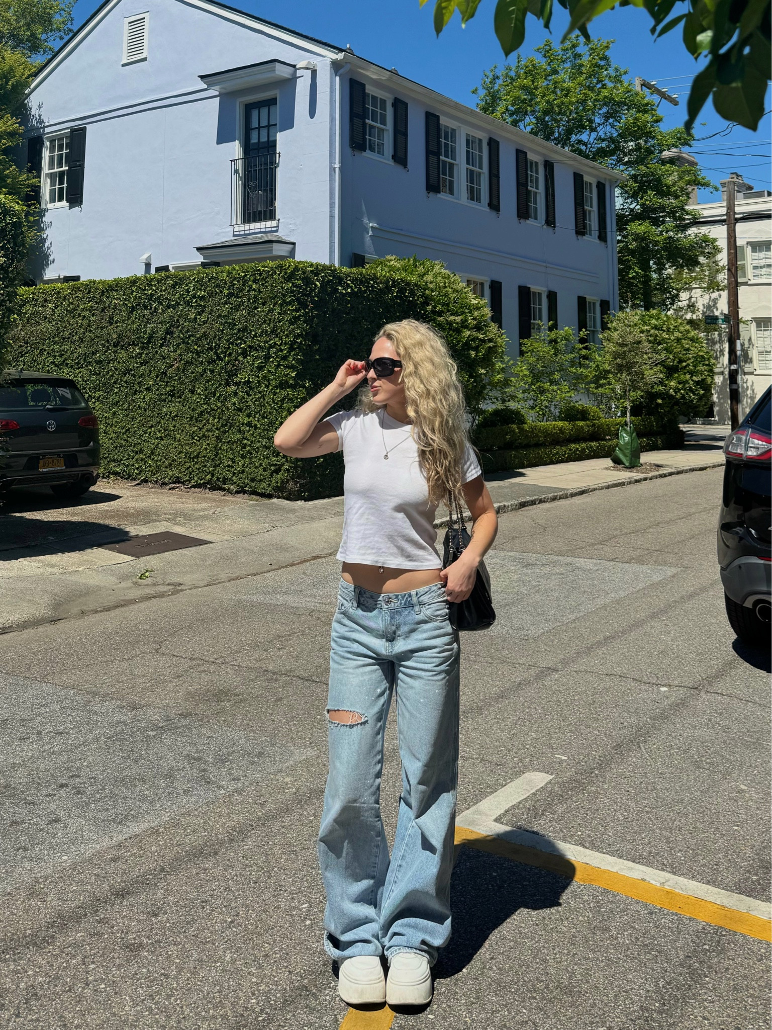 grabbing coffee ☕️ such a simple but cute outfit.