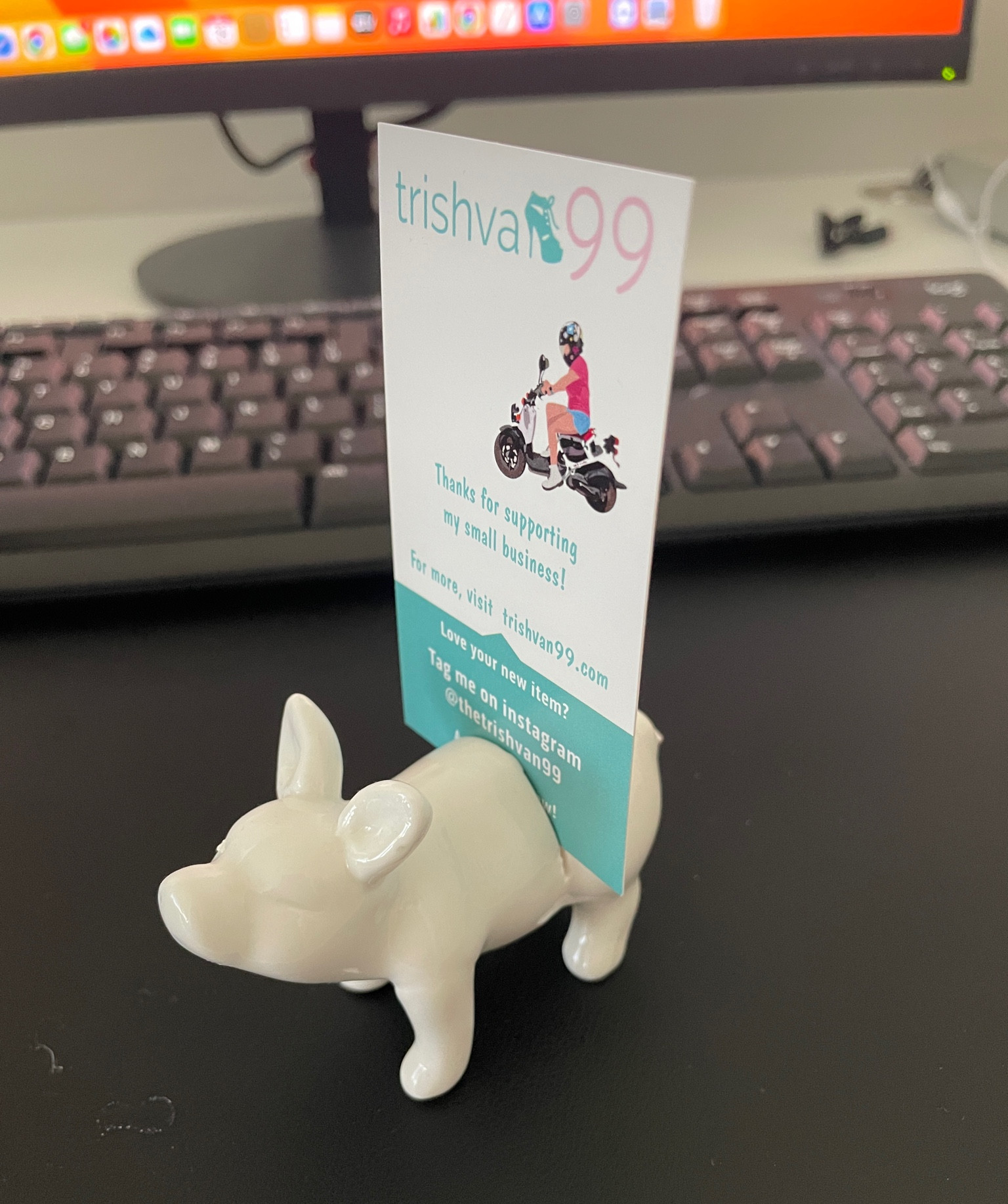 #pig #pigs #piggies #pigcardholder #pignametagholder #homedecor #gift #hostessgift #holiday #dinnerparty #newhome

#LTKfamily #LTKhome