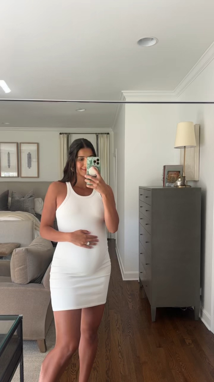 Bump friendly Alo Yoga dress

Fit tips: tts, M

bump friendly outfit inspo, athleisure, activewear, summer dress, casual outfit idea, mom on the go outfit, mom to be activewear dress 

#LTKActive #LTKStyleTip #LTKBump