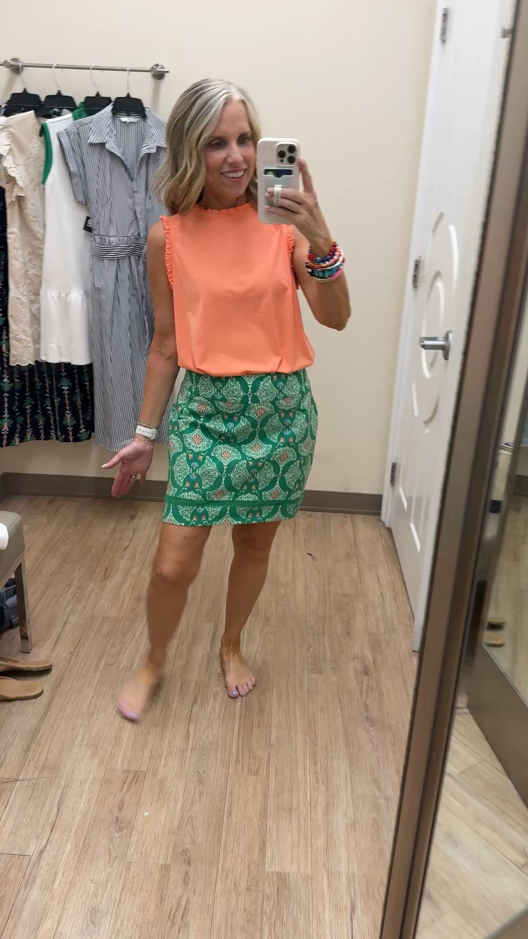 The exact print for this sport doesn’t seem to be online, but I linked one very similar wearing extra small in both

#LTKgrwm #LTKOver40 #LTKSaleAlert