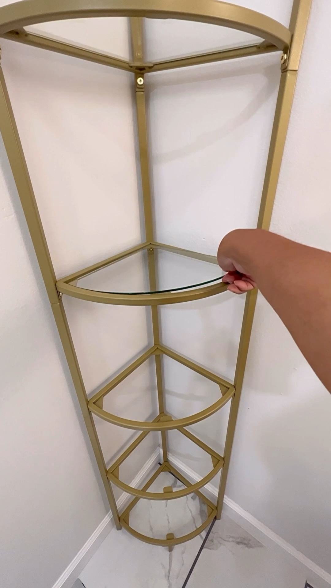 My Corner shelf is currently under $50! 

#LTKHome #LTKSaleAlert #LTKFindsUnder50