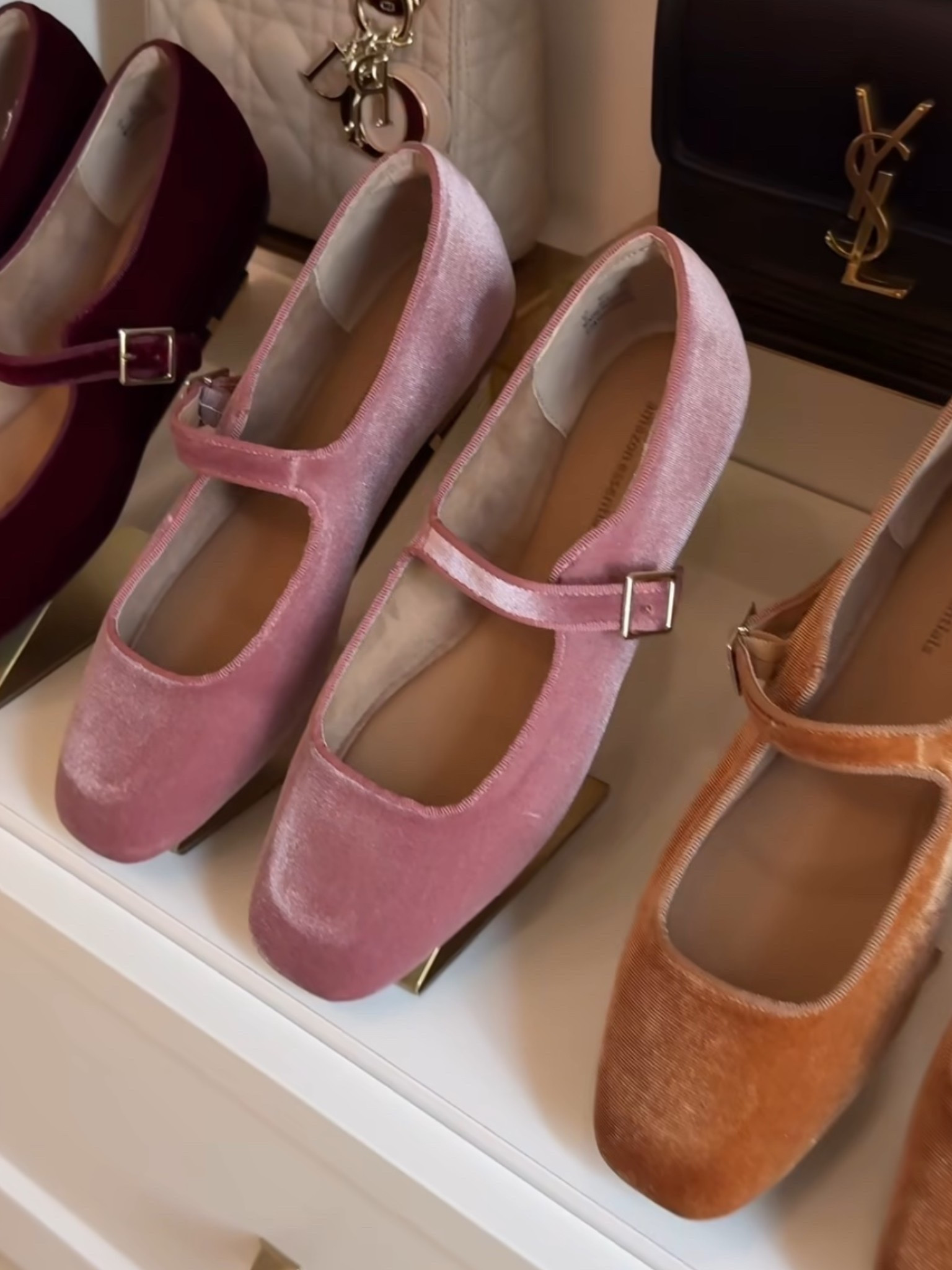 Scroll to shop!! Follow for more!!! Xo! 💫

#LTKFindsUnder100 #LTKBeauty #LTKFindsUnder50