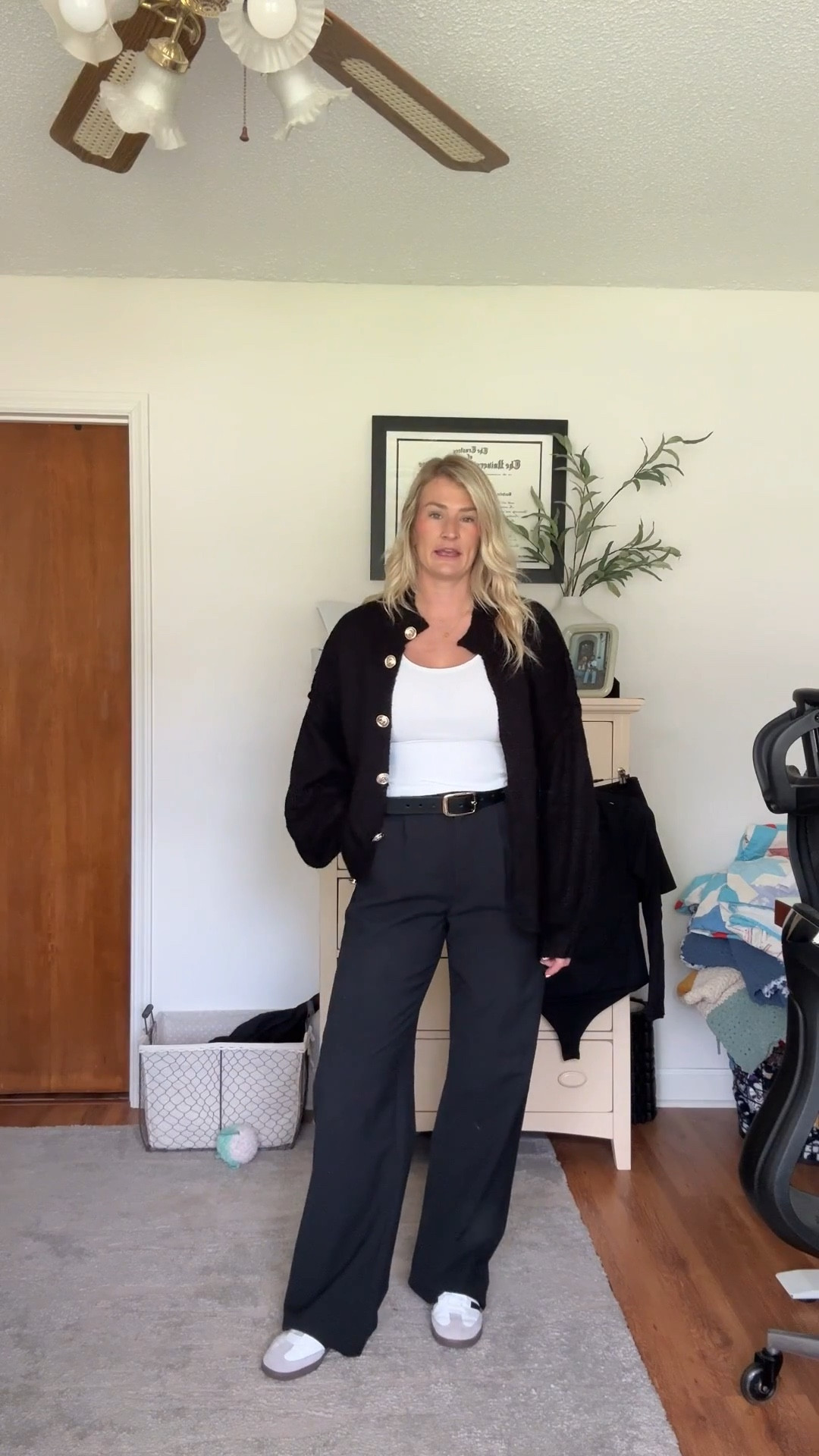 Linked everything I could to this video!! Please leave me a comment if I missed anything or you have questions about an outfit. I tried to get it all buttt it’s so much stuff some could have gotten missed. A LOT of these pieces I have already posted before because I love closet staples. #ootd #packwithme #chicagooutfits #chicagoinmay #chicago #outfithaul 

#LTKStyleTip #LTKFindsUnder50 #LTKSeasonal