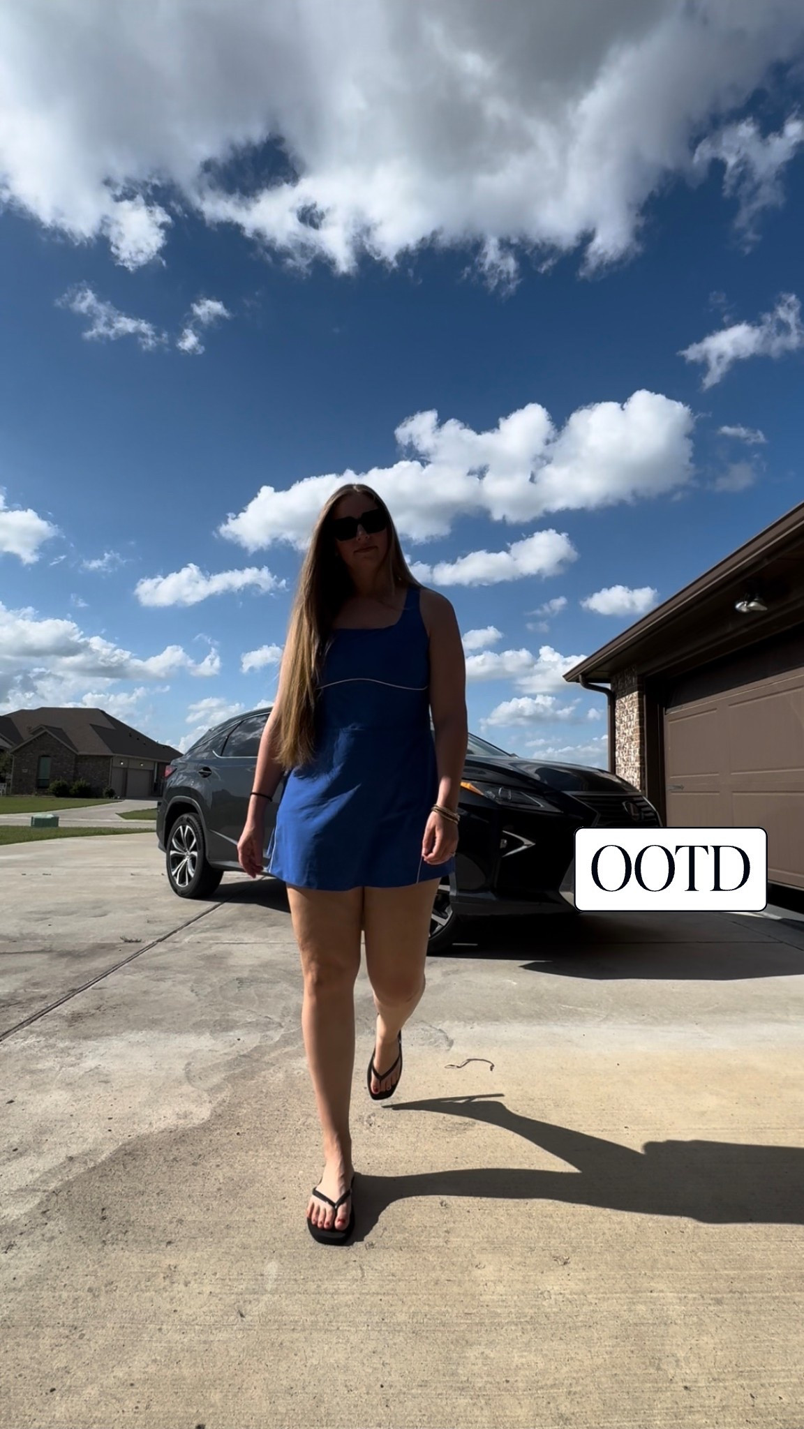 Loving this active dress! It has built in shorts + removable pads! I sized up one for a more loose fit 