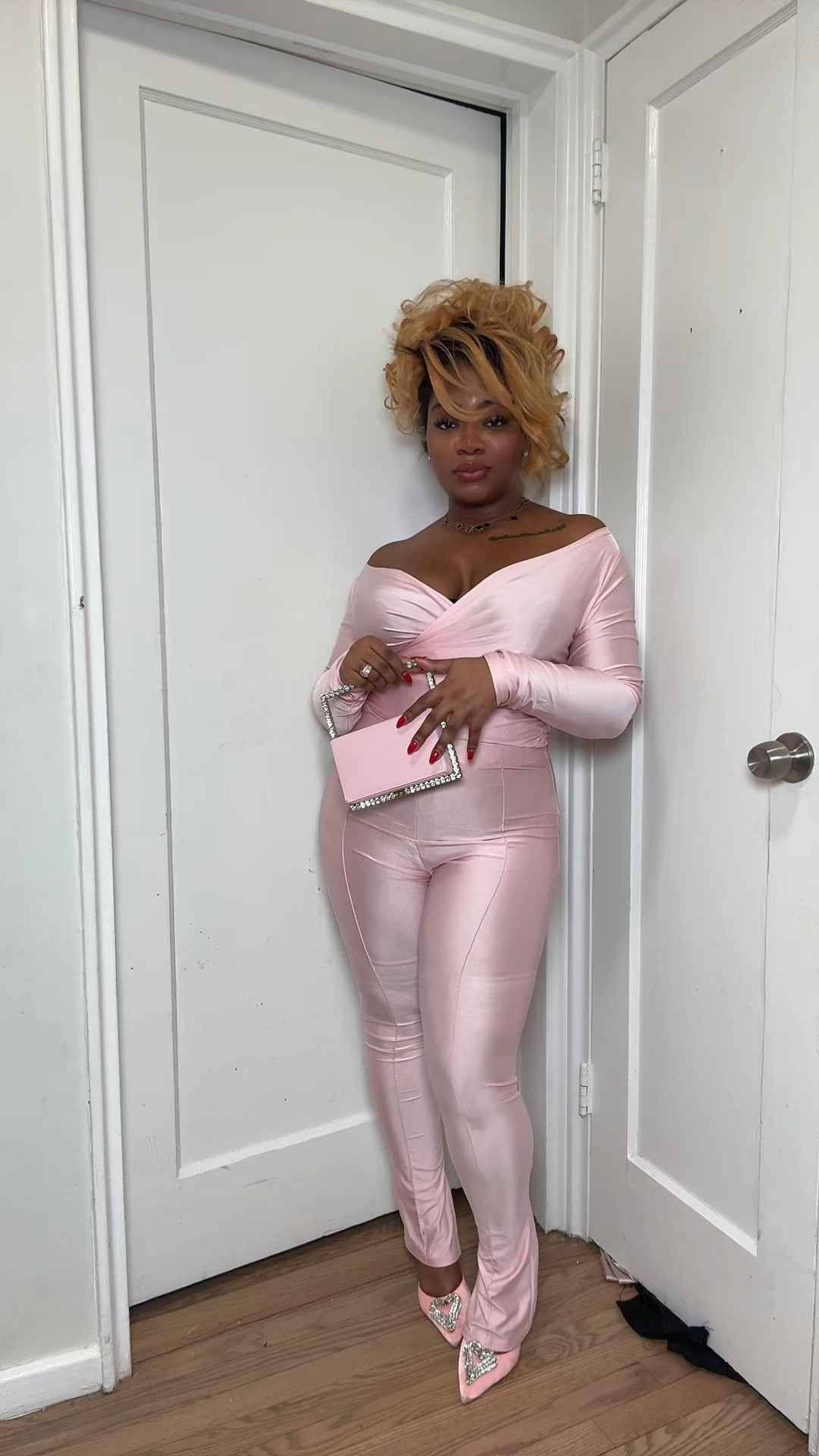 Pink outfit inspo for date nights 

#LTKMidsize #LTKootd #LTKValentine