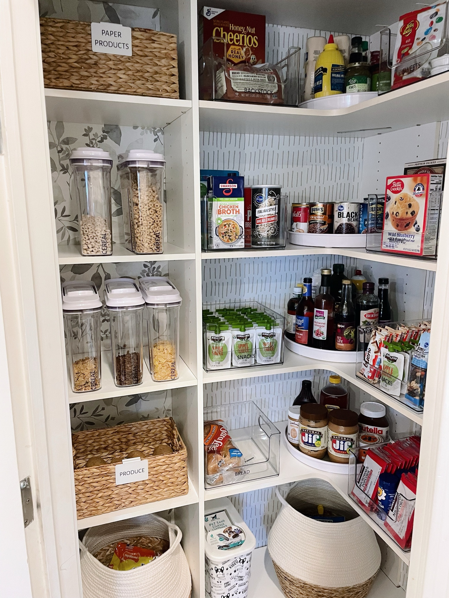 Show stopping pantry! 🤩

#LTKFamily #LTKHome