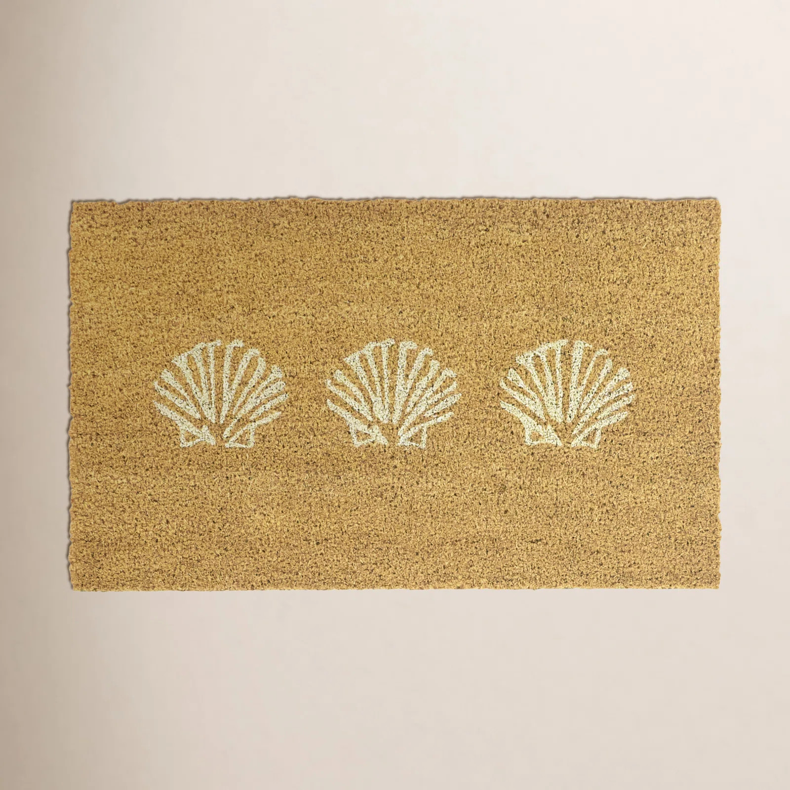 Lucie Seashell White Coastal Doormat | Wayfair North America